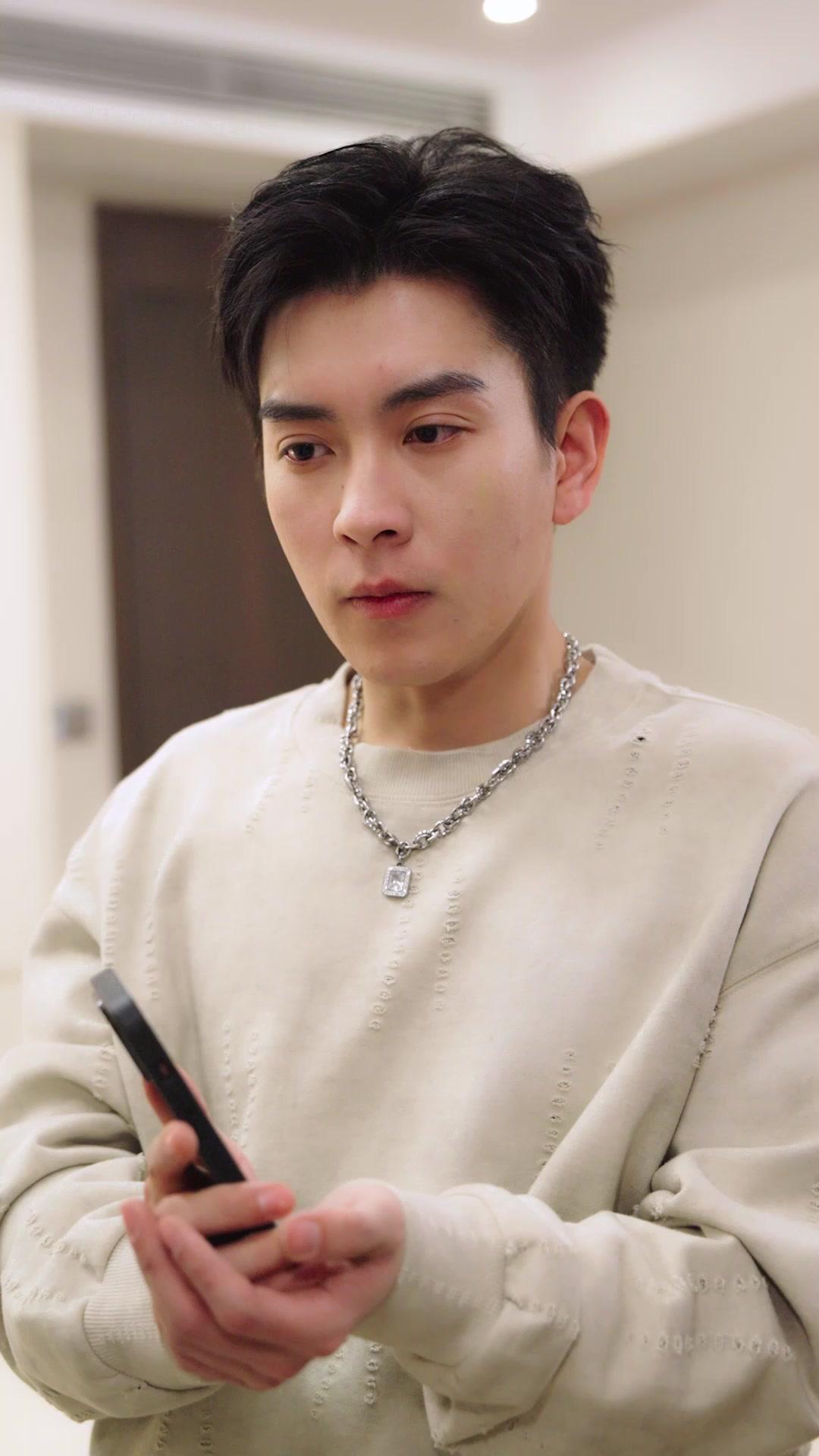 Terlalu Memanjakannya