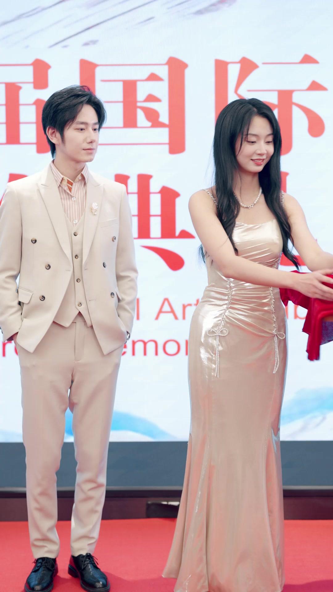 Minha irmã adotiva tirou tudo de mim