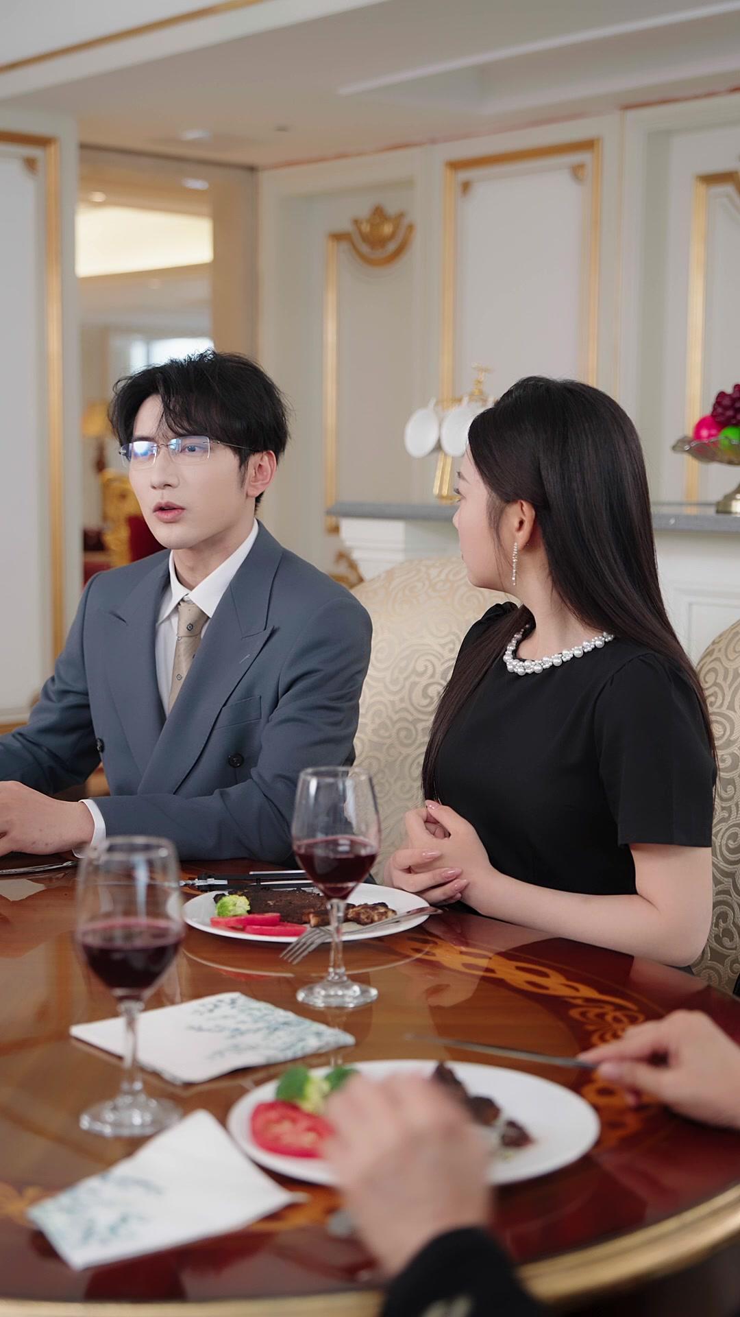 MARIAGE ÉCLAIR : LA PRINCESSE DU MILIEU