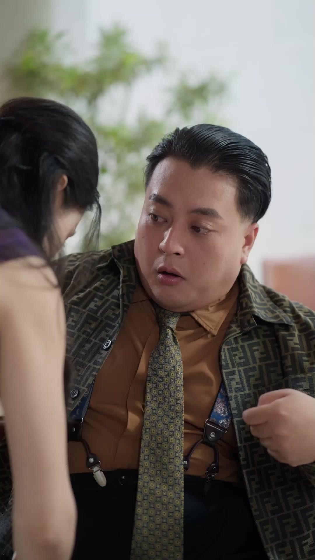 Rakan baik cemburu CEO manjakan saya