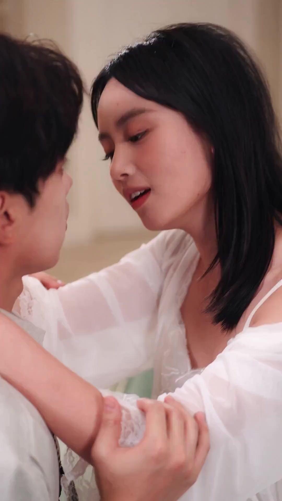 (พากย์เสียง) เปิดเนตรสวรรค์ ป่วนเมืองใหญ่