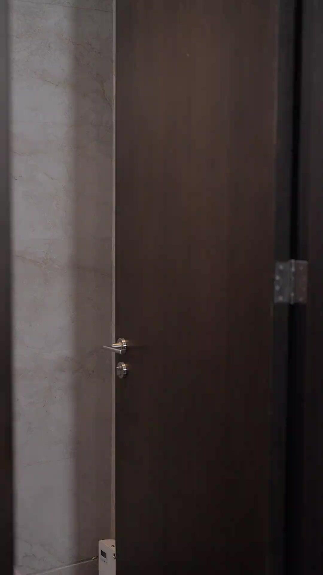 (Doblado) ¿No soy su esposa legítima?