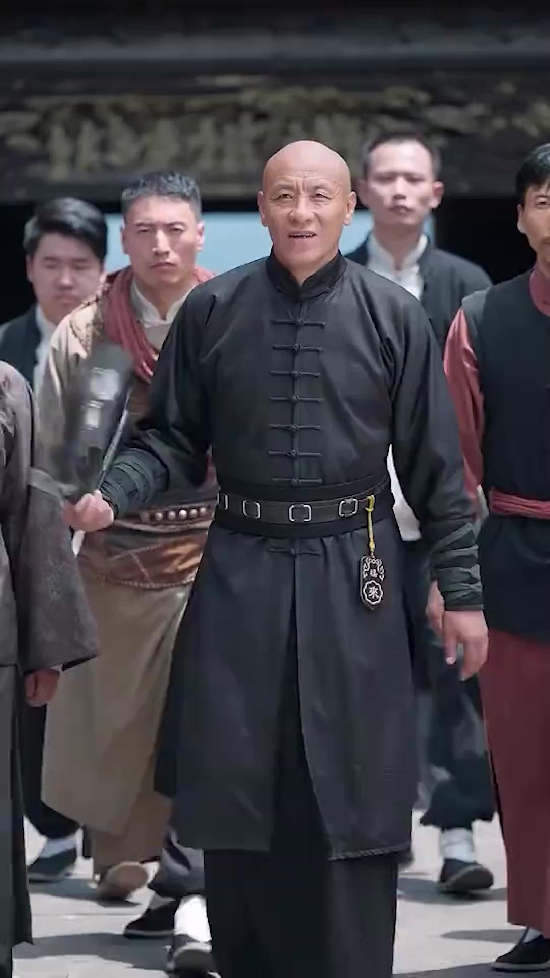 نور الحريري، القبضة التي لا تُقهر