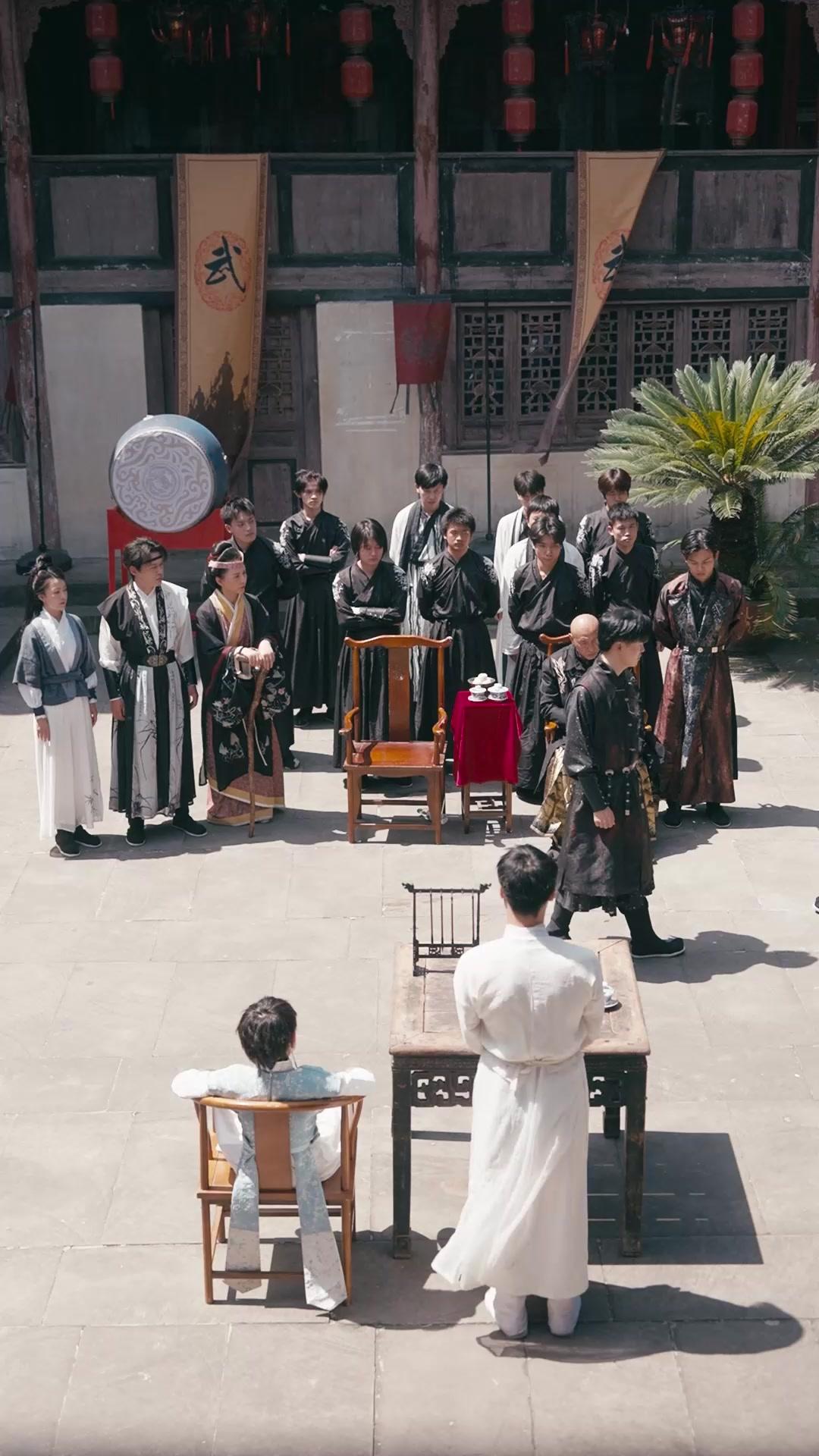 L'ENFANT SAINT TERRIBLE