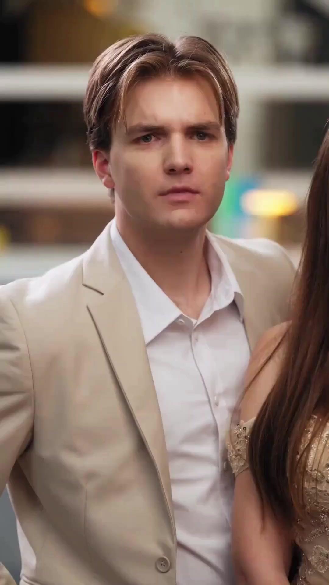 (Dublagem) Meu Pai Zelador É o Chefe Final