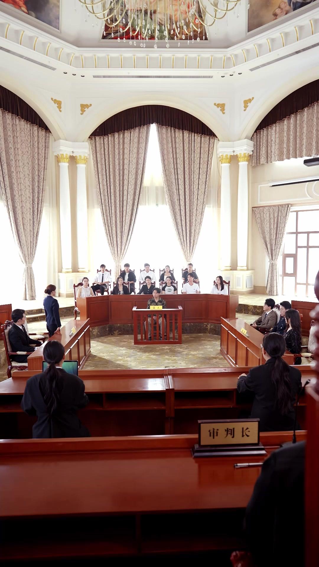 Apa Rahasia Boneka itu?