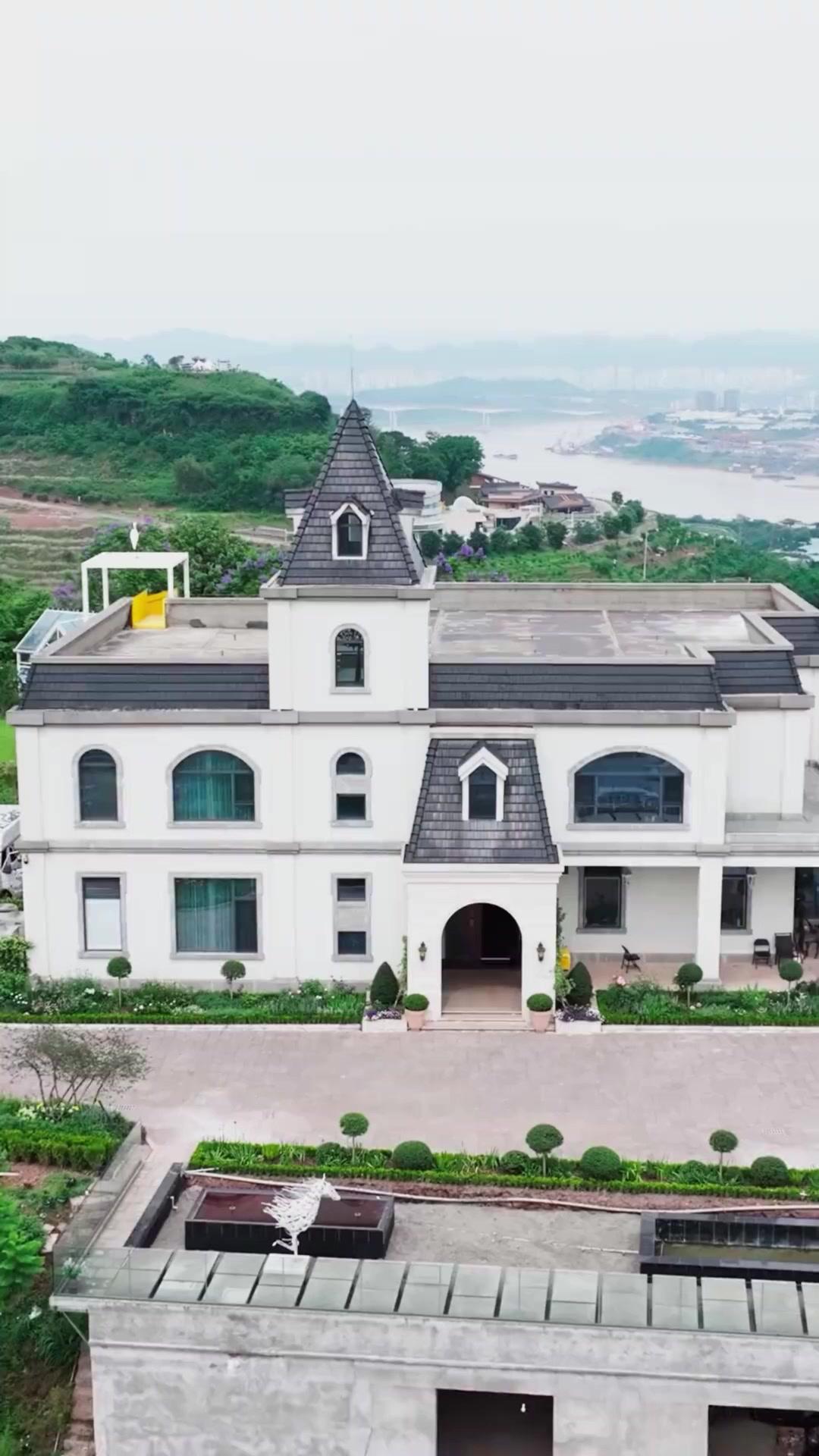 A Empregada que Vingou: O Jogo de Elsa