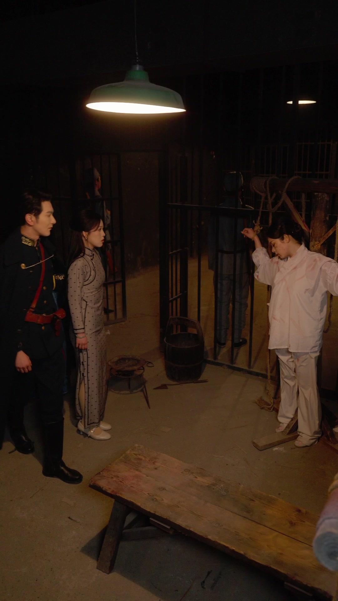 Entre cenizas, volvió por ella