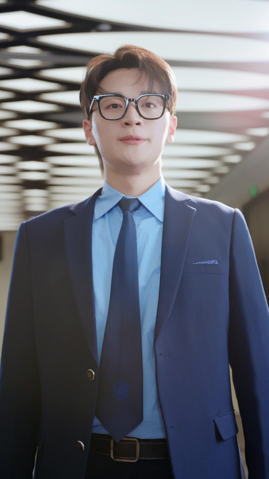 회귀 후, 최고의 비서가 되다