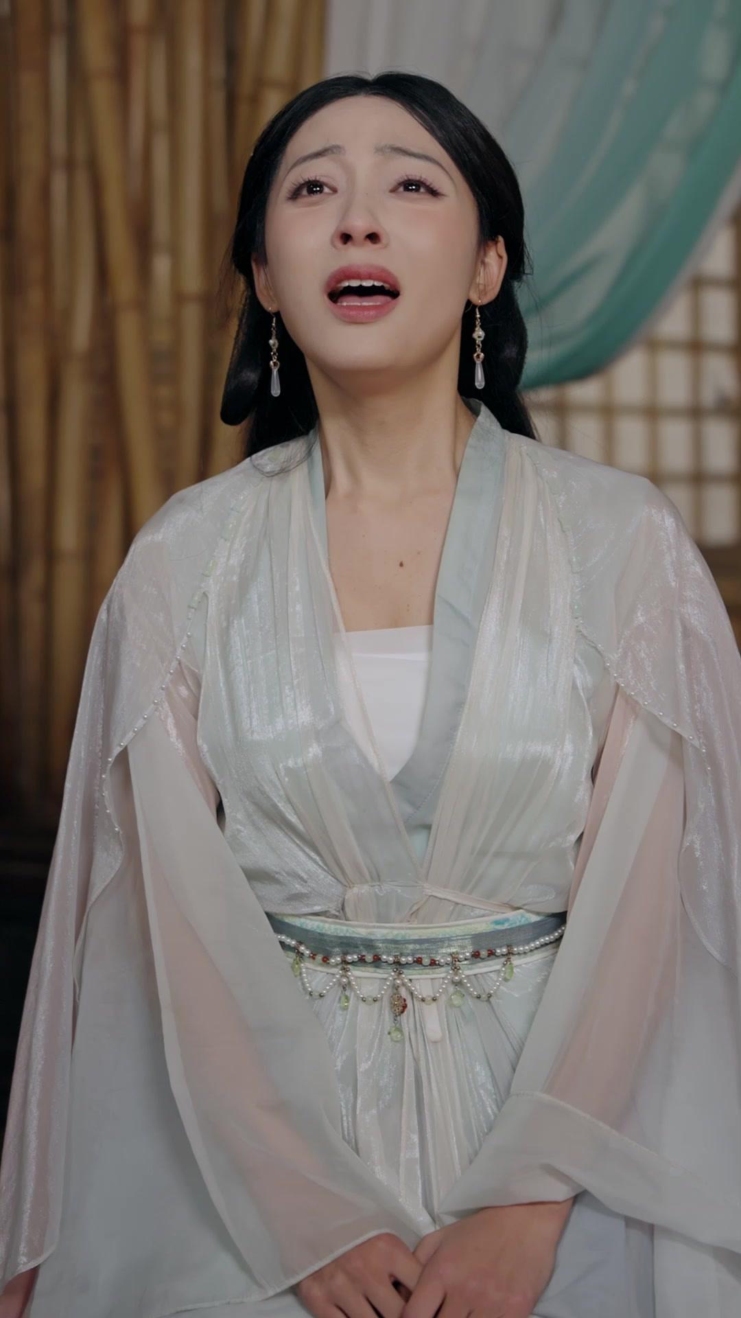 My 3 Wives Make Me a GOD