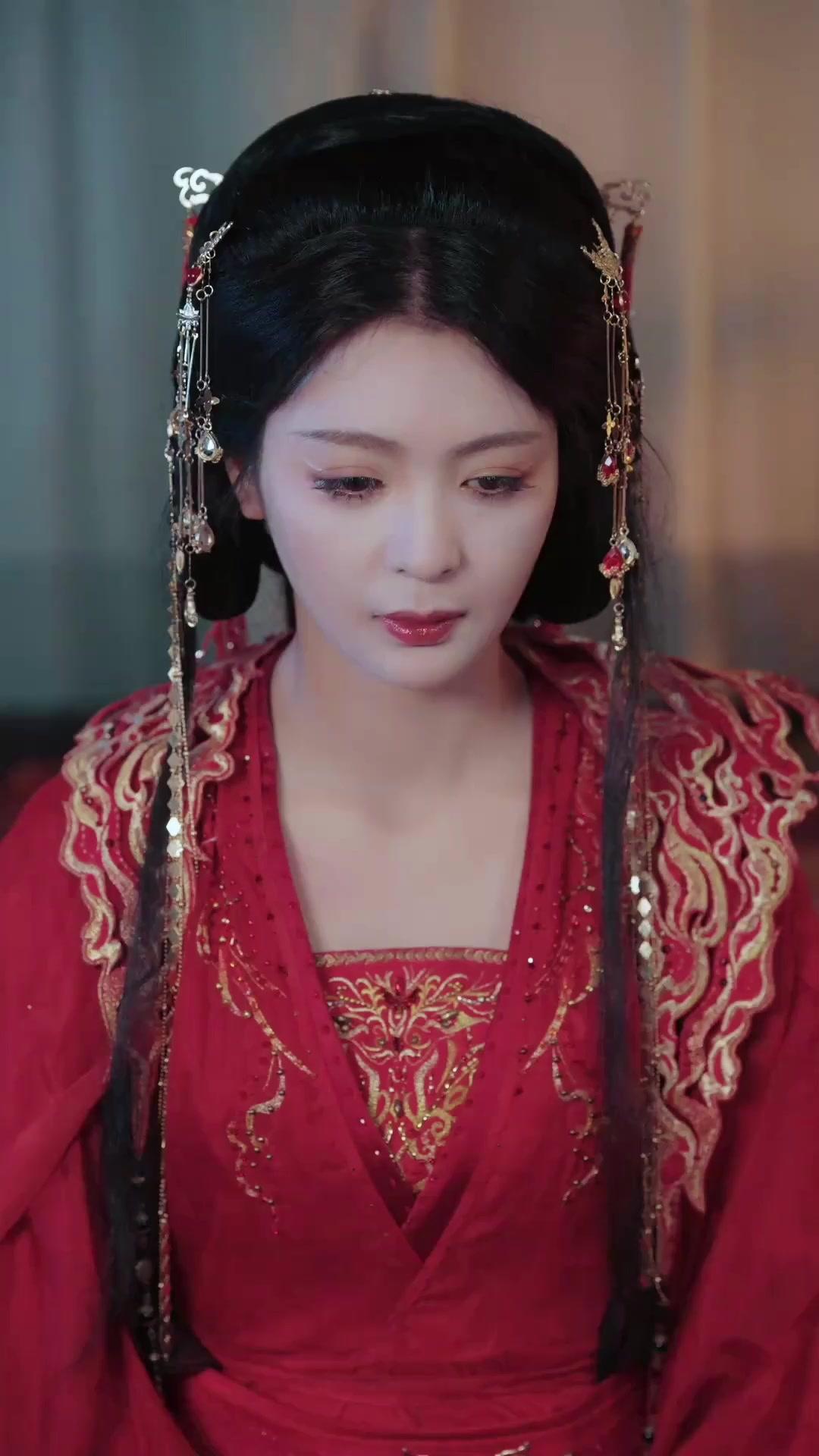 점술가 왕비의 운명 바꾸기