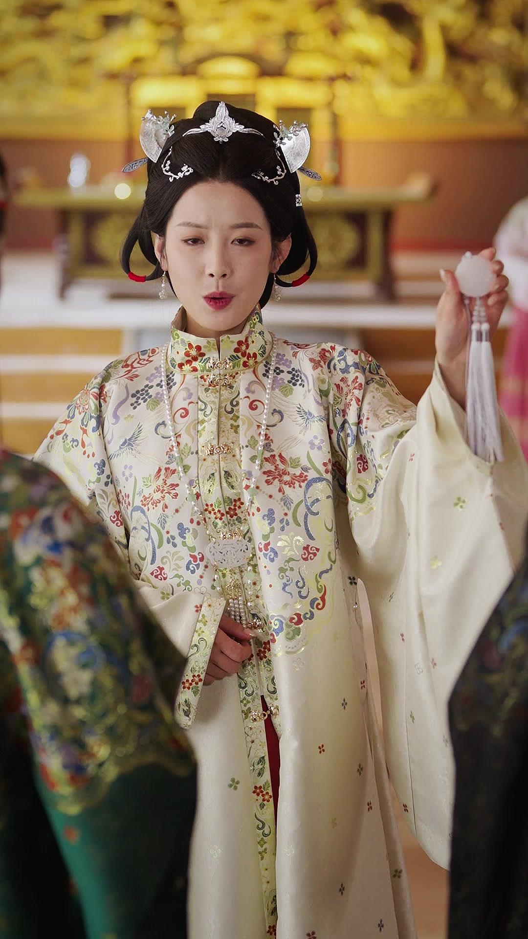 LA PRINCESSE DES CENDRES