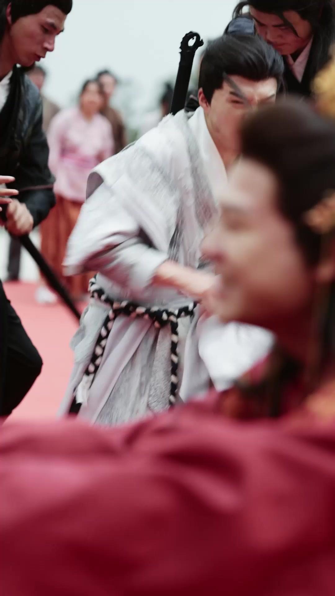 Sang Pewaris Jawara Pedang Pertama