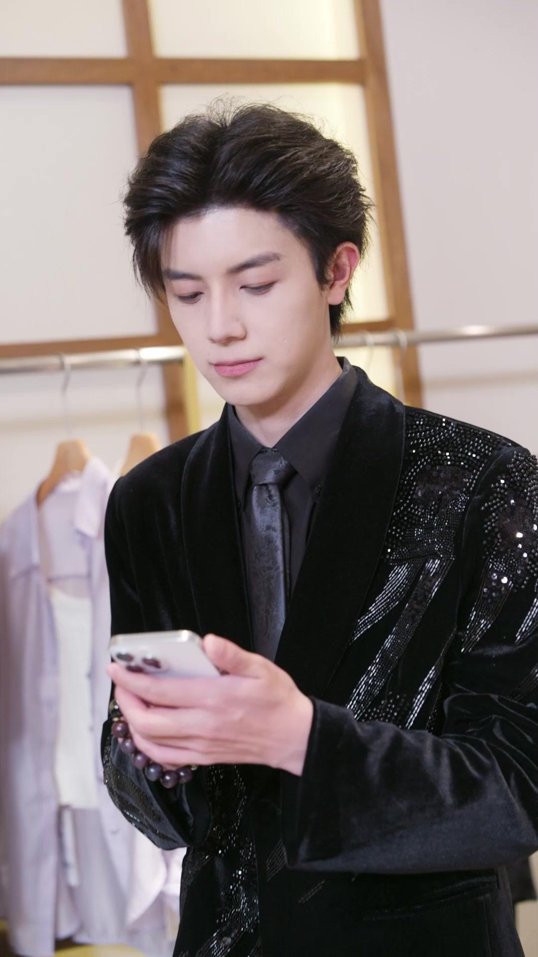 Melawan Takdir Novel