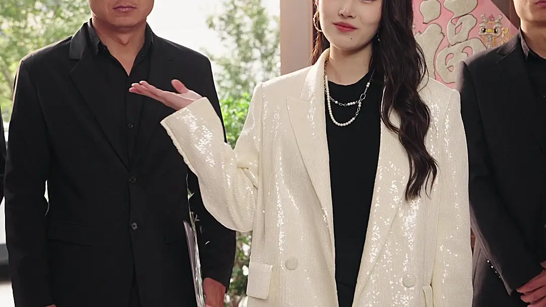 The House, the Heiress, and the Hidden Son