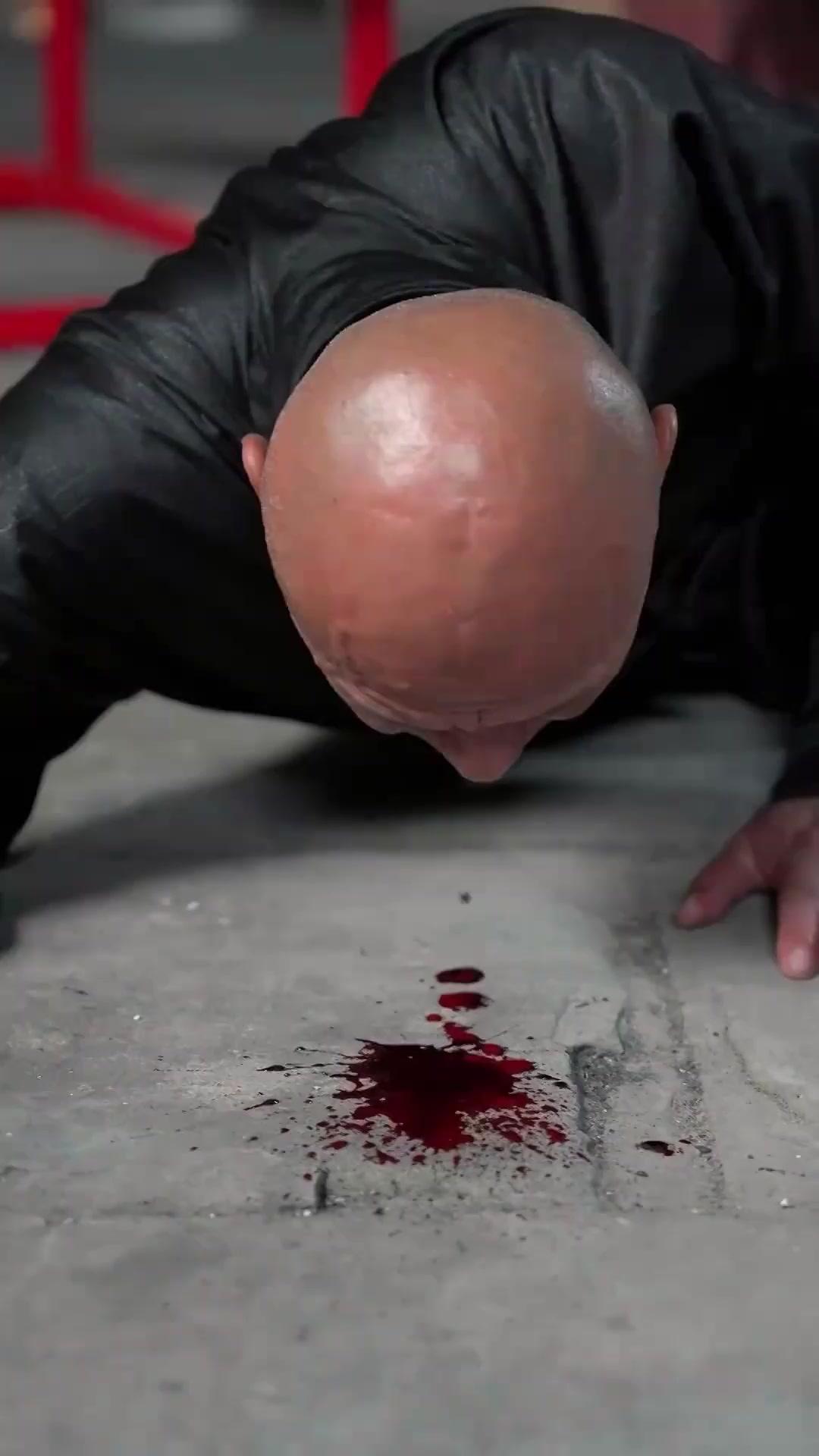 (Doblado)Puño de hierro, corazón tierno