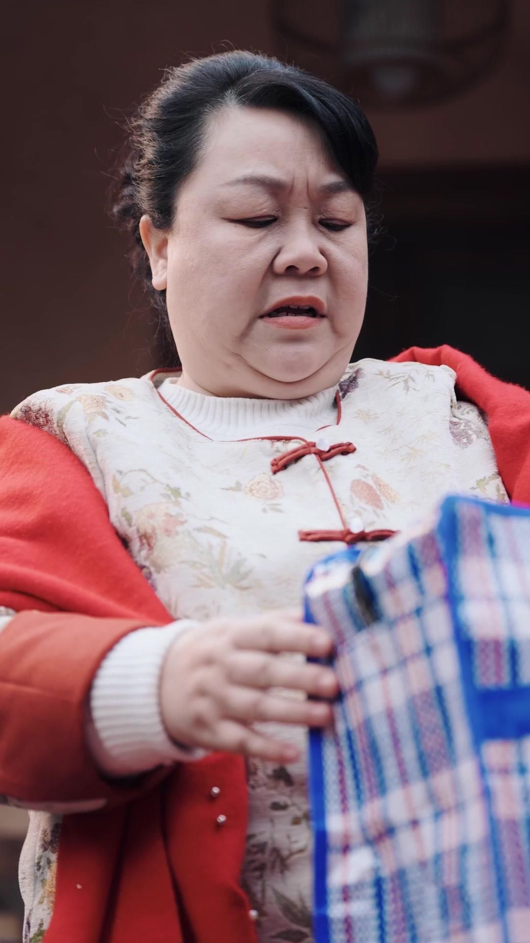 Mr. Rented, Mr. Right