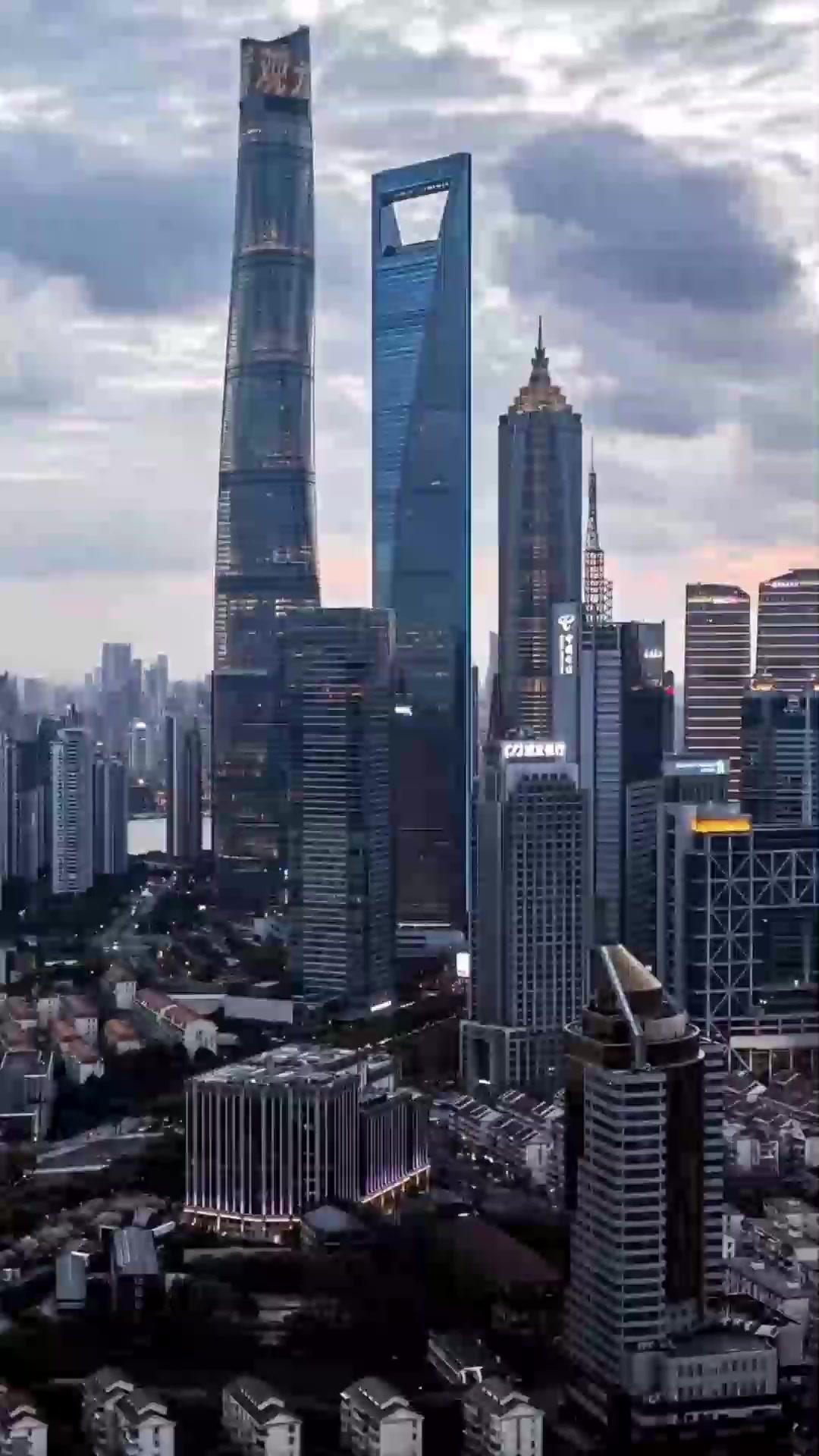 (พากย์เสียง) ทายาทเศรษฐีน้ำมัน