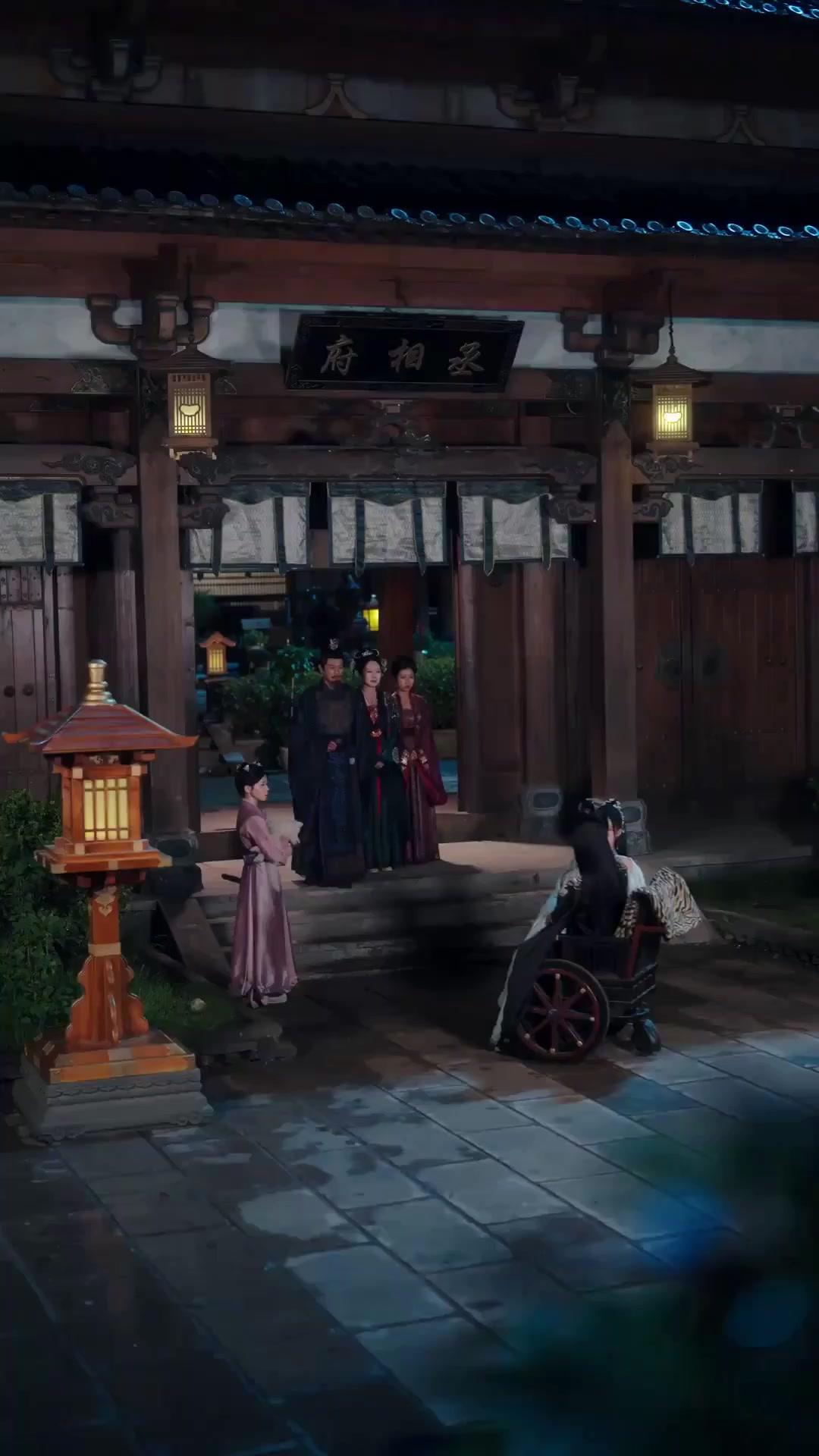 (พากย์เสียง) จากเหยื่อ สู่ผู้ล่าบัลลังก์