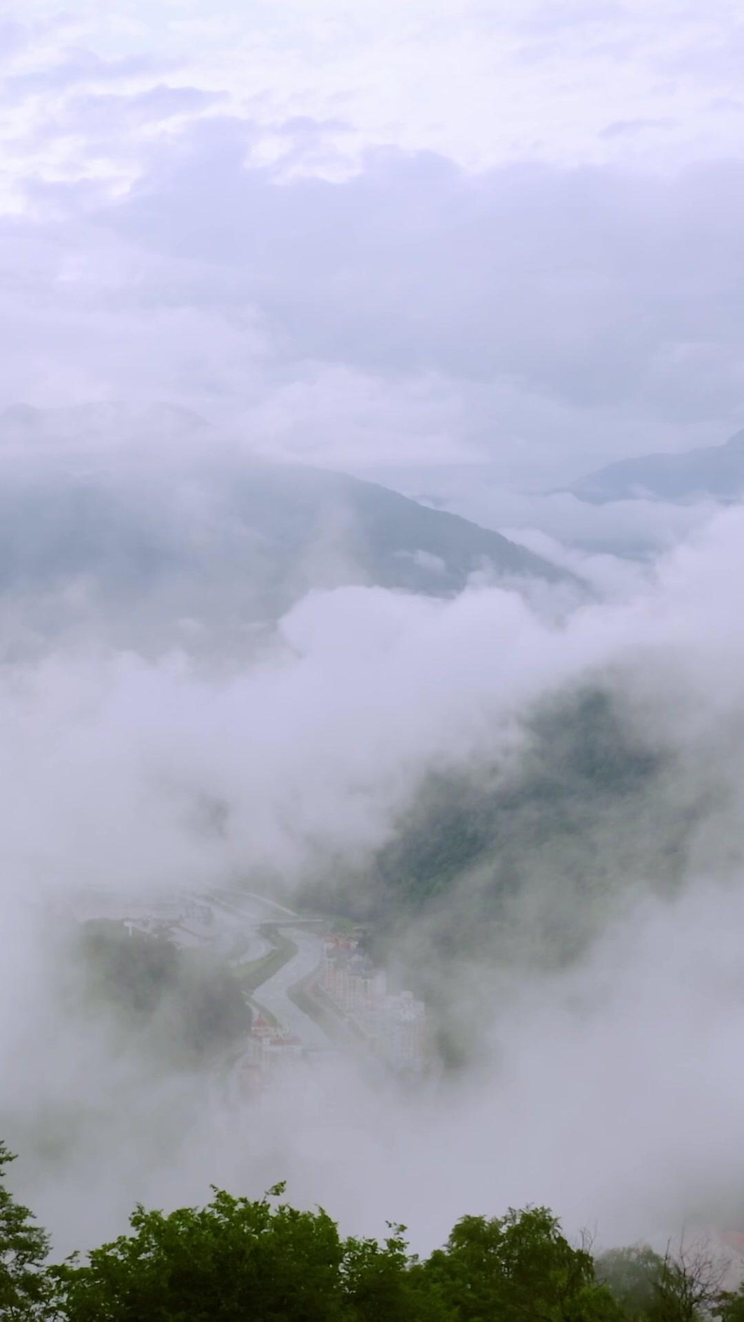 Si Bodoh Itu Punya Kekuatan Dewa