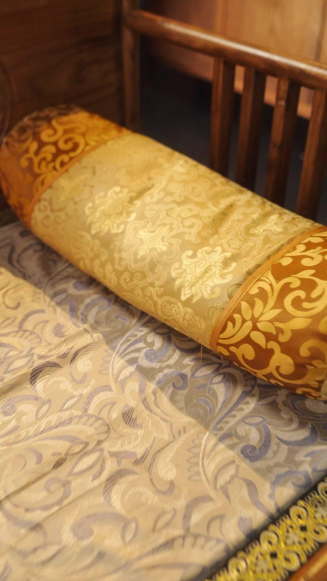 Bad Girl Wins the Emperor