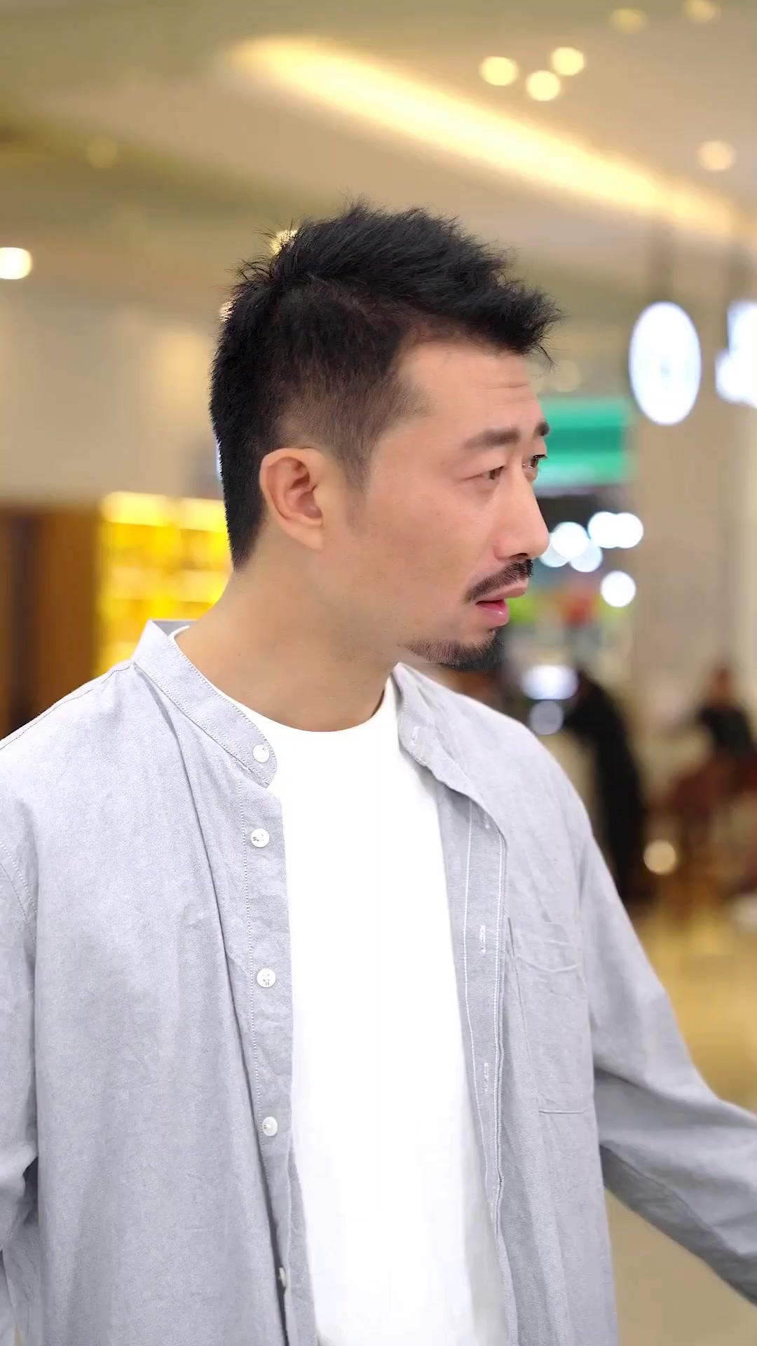 (Dubbed) Oh Yeah! Crazy Cashback, Crazier Girls