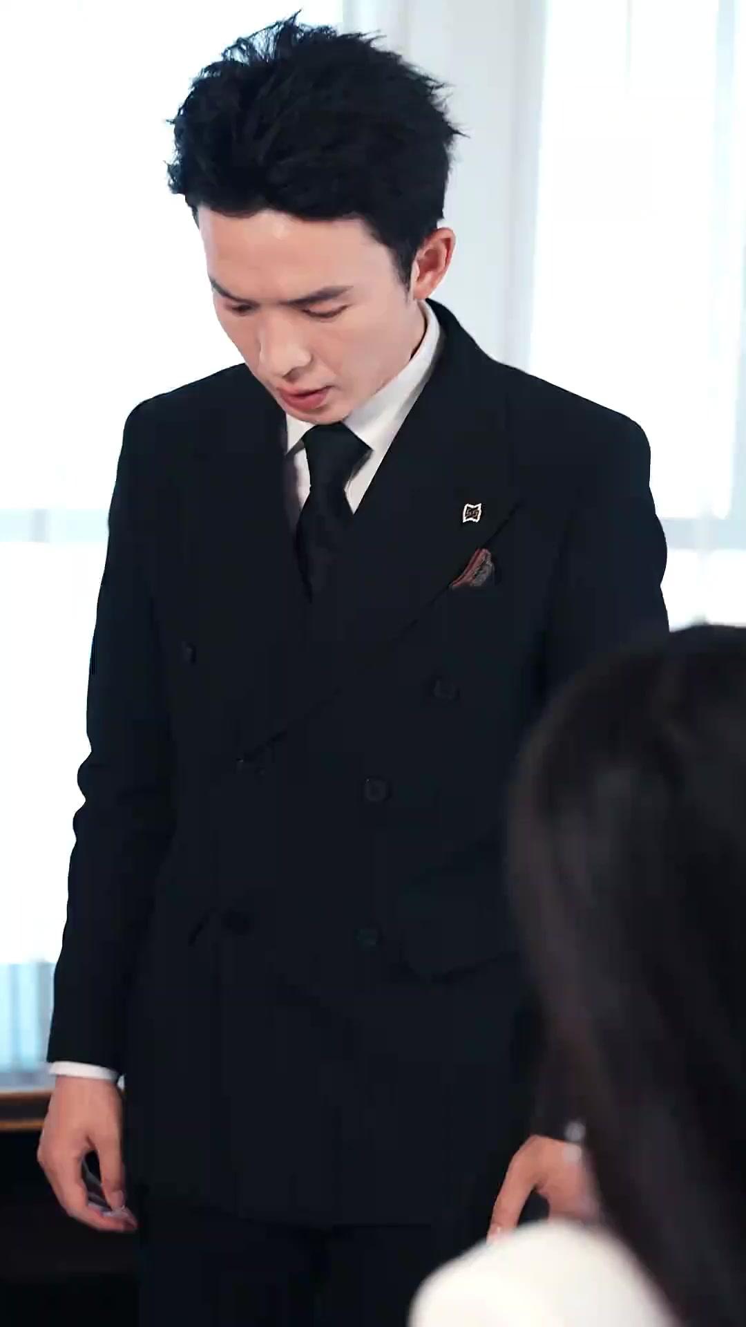 (吹き替え) 拾われた乞食は冥王だった