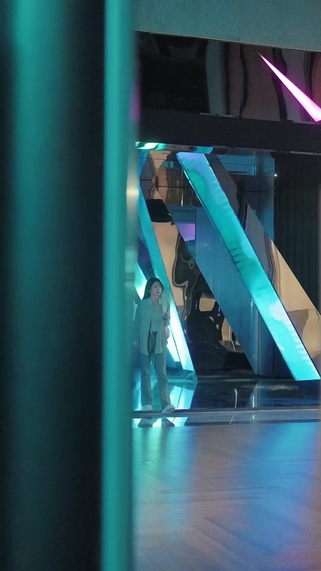 野草逢春，再遇桑晚