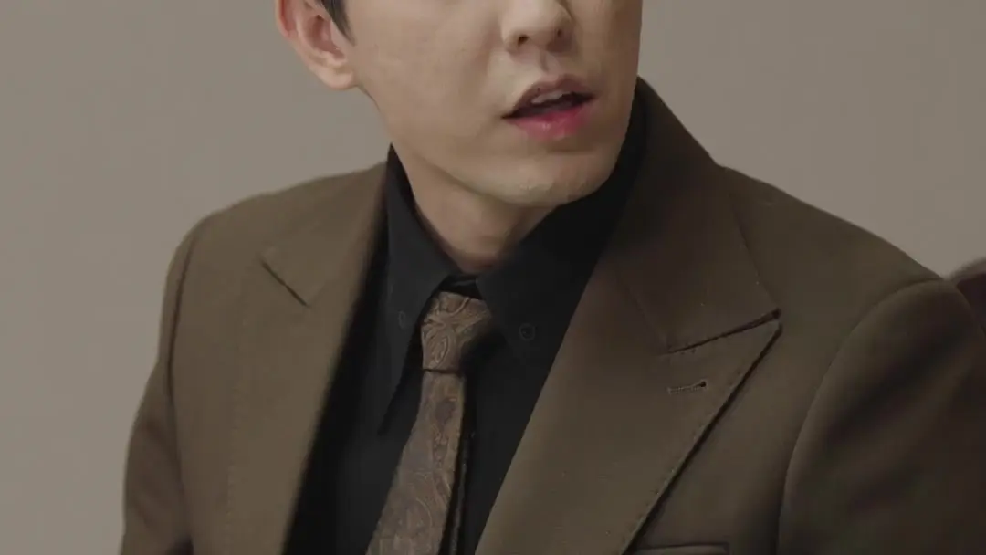 When the New Girl Walks In, Time Stalls