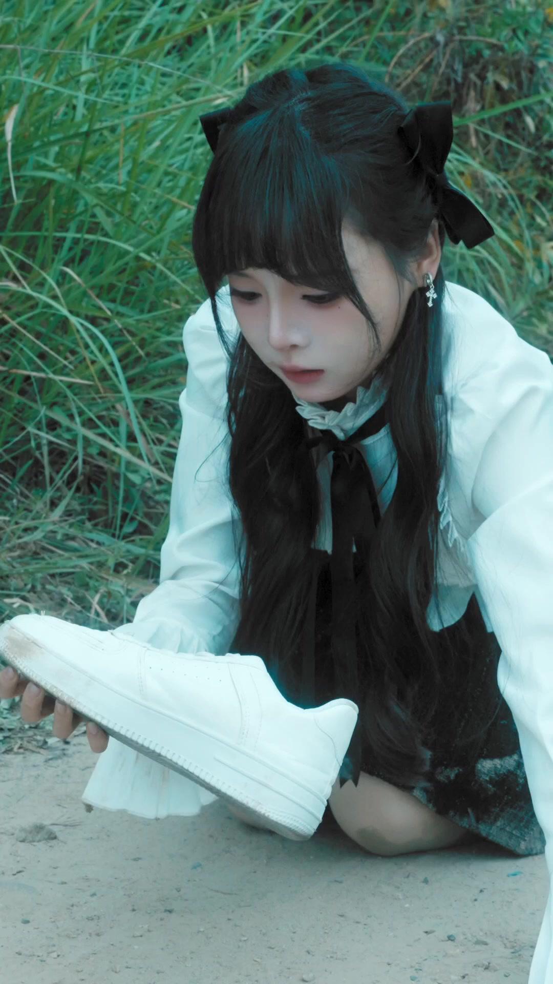 Pacarku Berbulu dan Manis