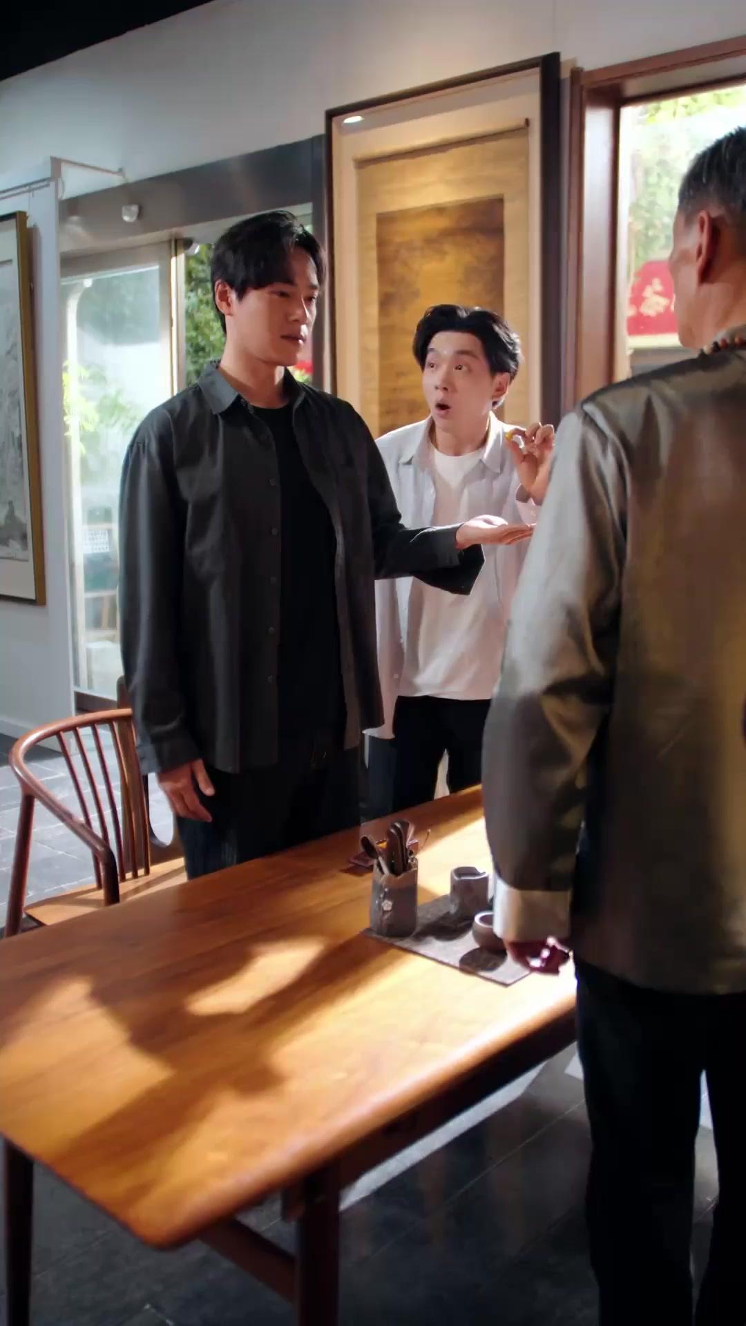 (Dublajlı) Tanrıların Dilsiz Geline İlticası