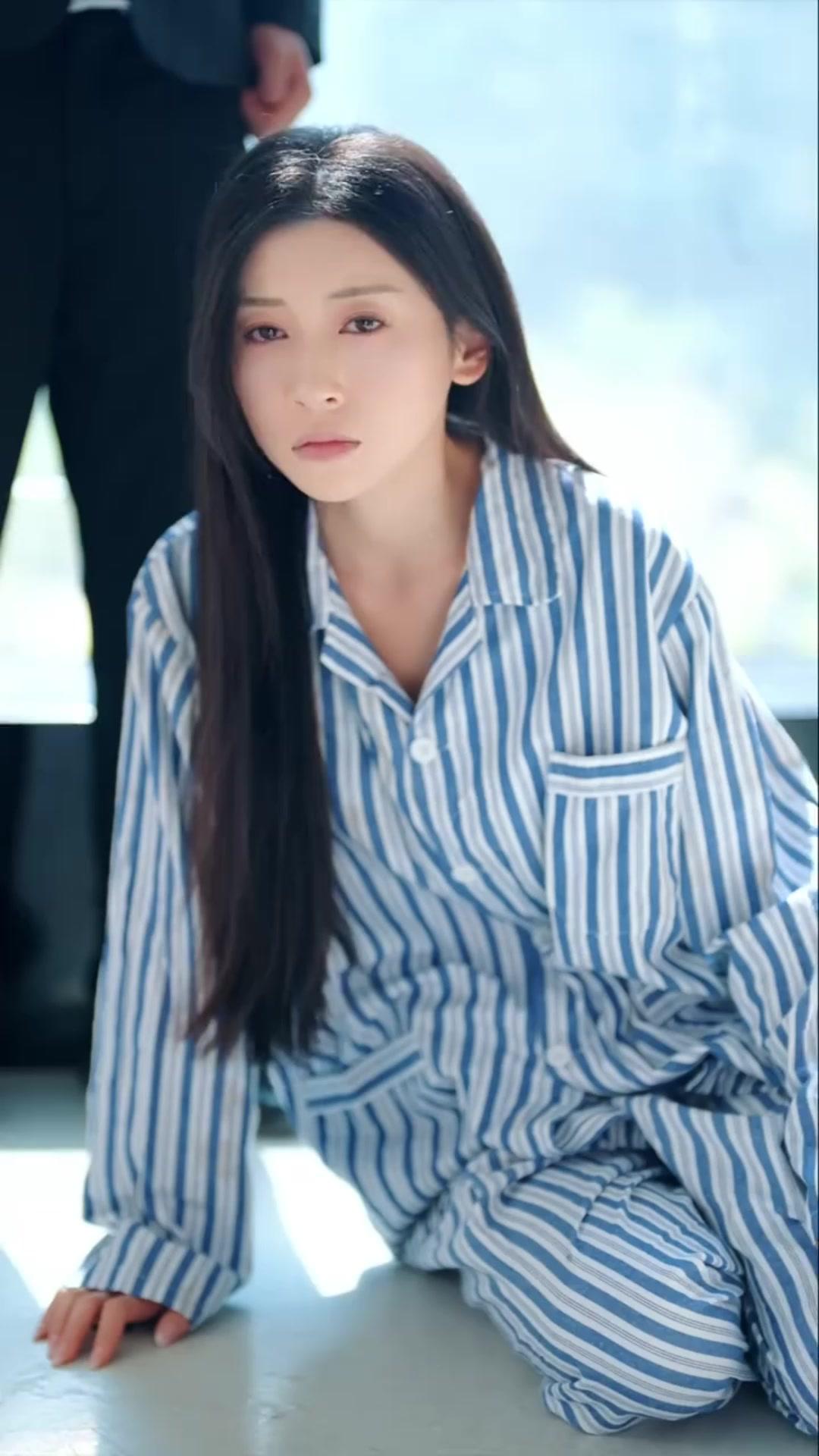 Dumped Me Pregnant? Pay Up, Mr. Crazy!