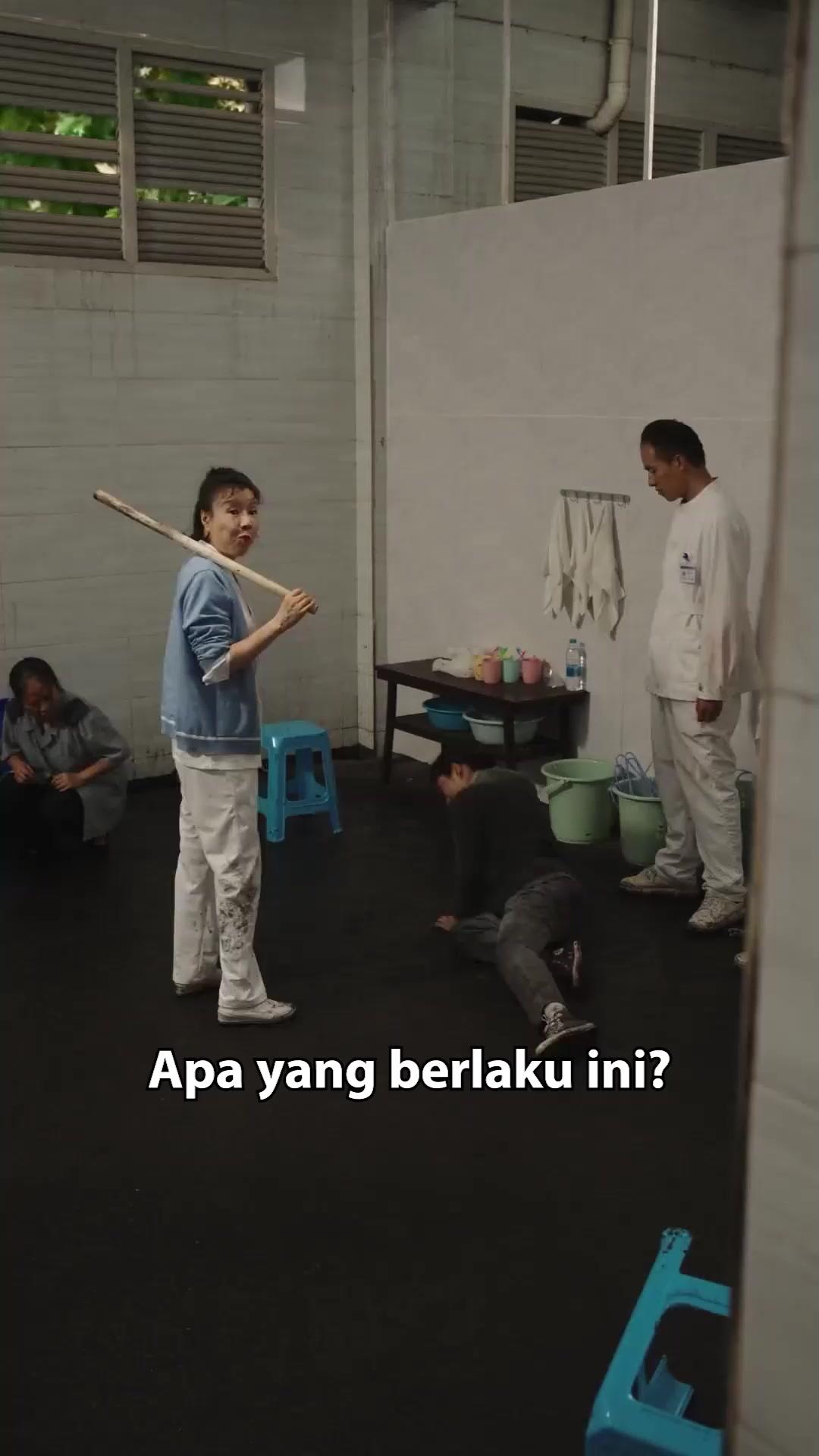 (Dubbing) Daun Gugur, Akar Keadilan