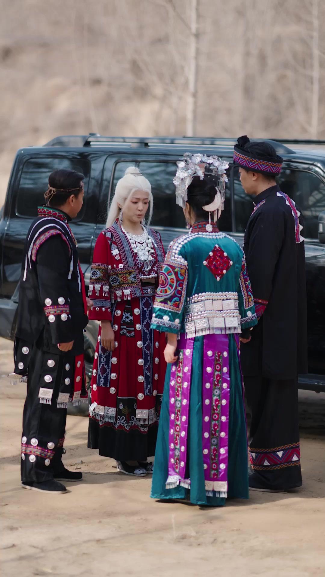 นางศักดิ์สิทธิ์แห่งเผ่าม้ง