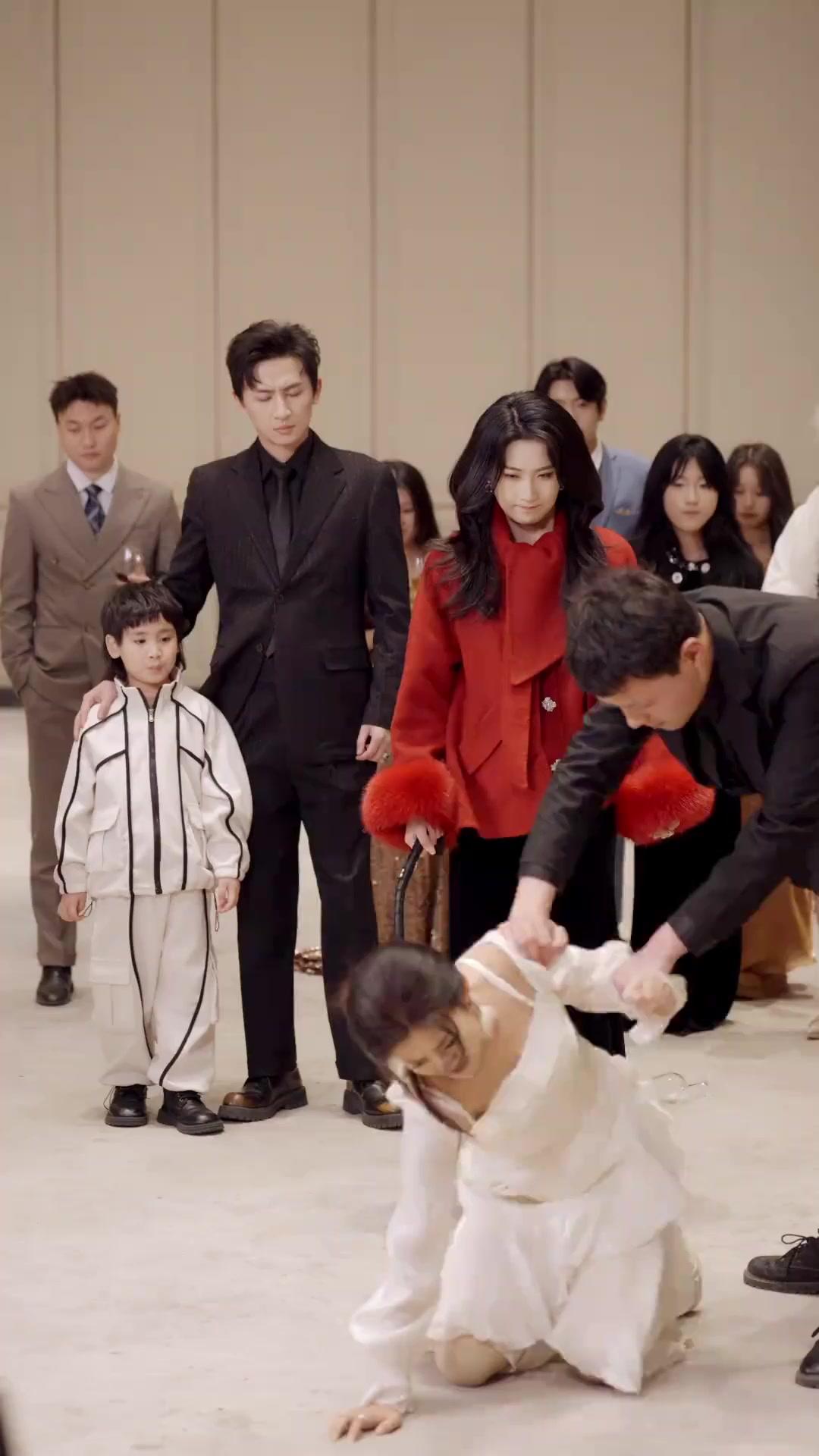 그 강엔 봄은 없었다