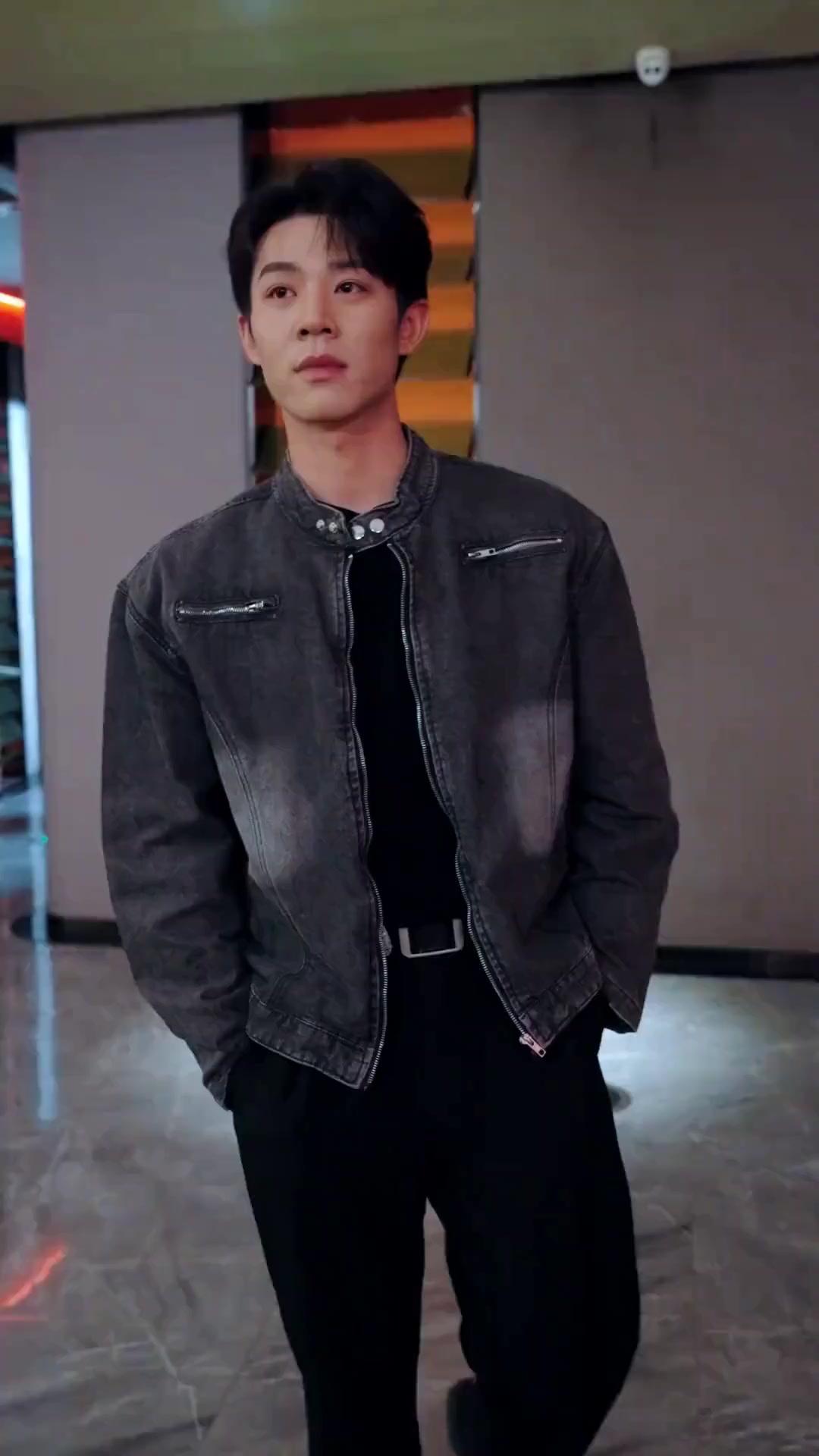 (Dublajlı) Karanlığın Efendisi