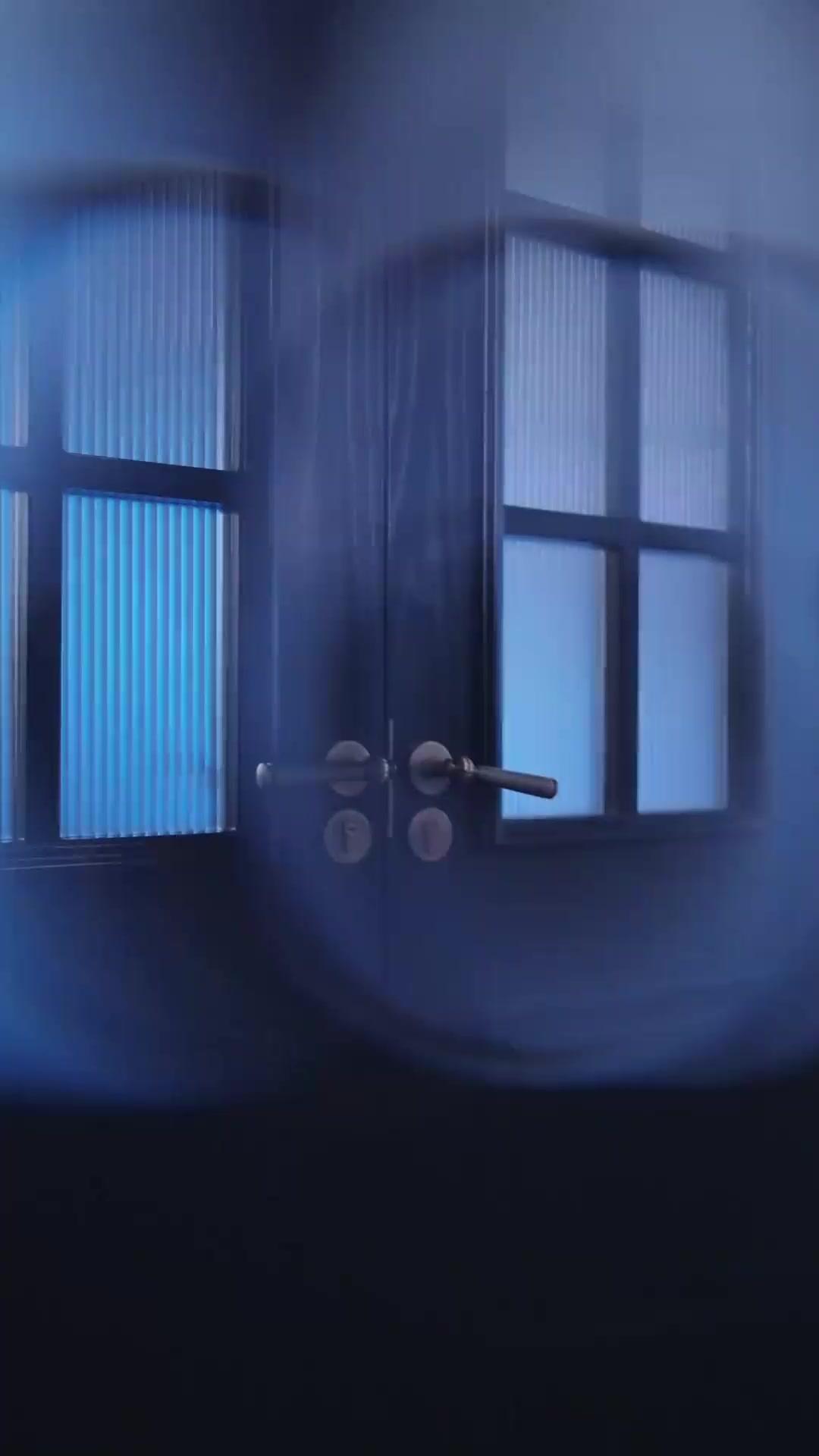 (Dublajlı) Çatlak Aynadan Paris Manzarası