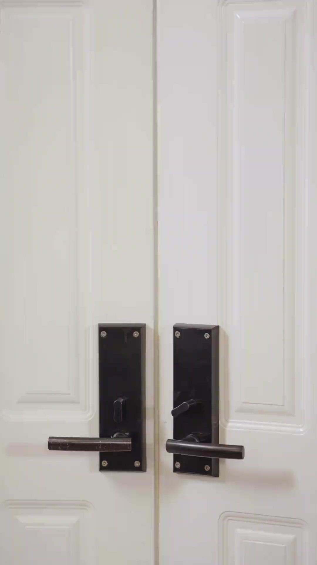 Onu Her Yerde Aradım 