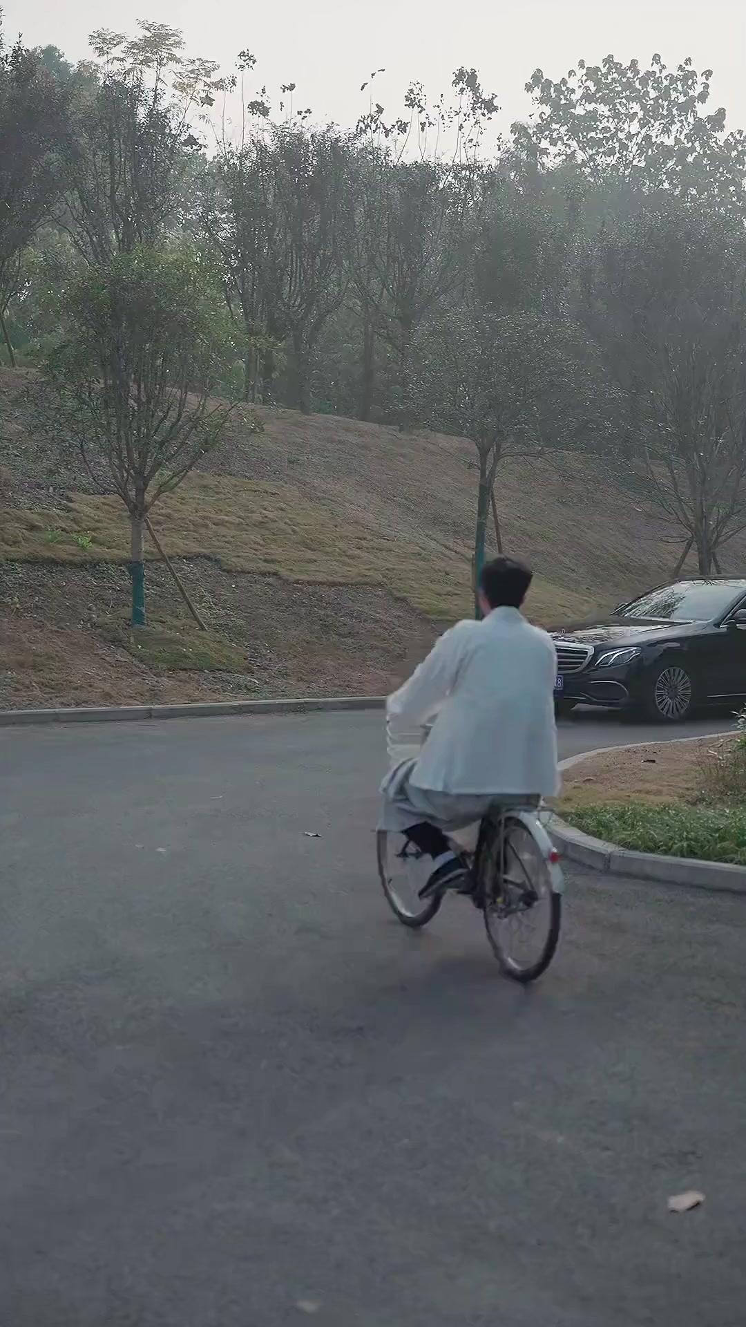 Lima Puluh Tahun: Jalan Keabadian 