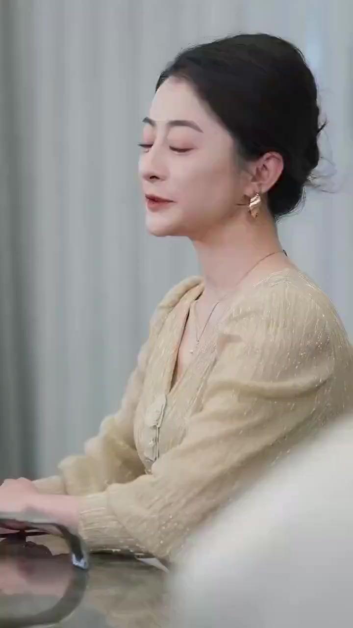 Mind Leak: Family On Alert