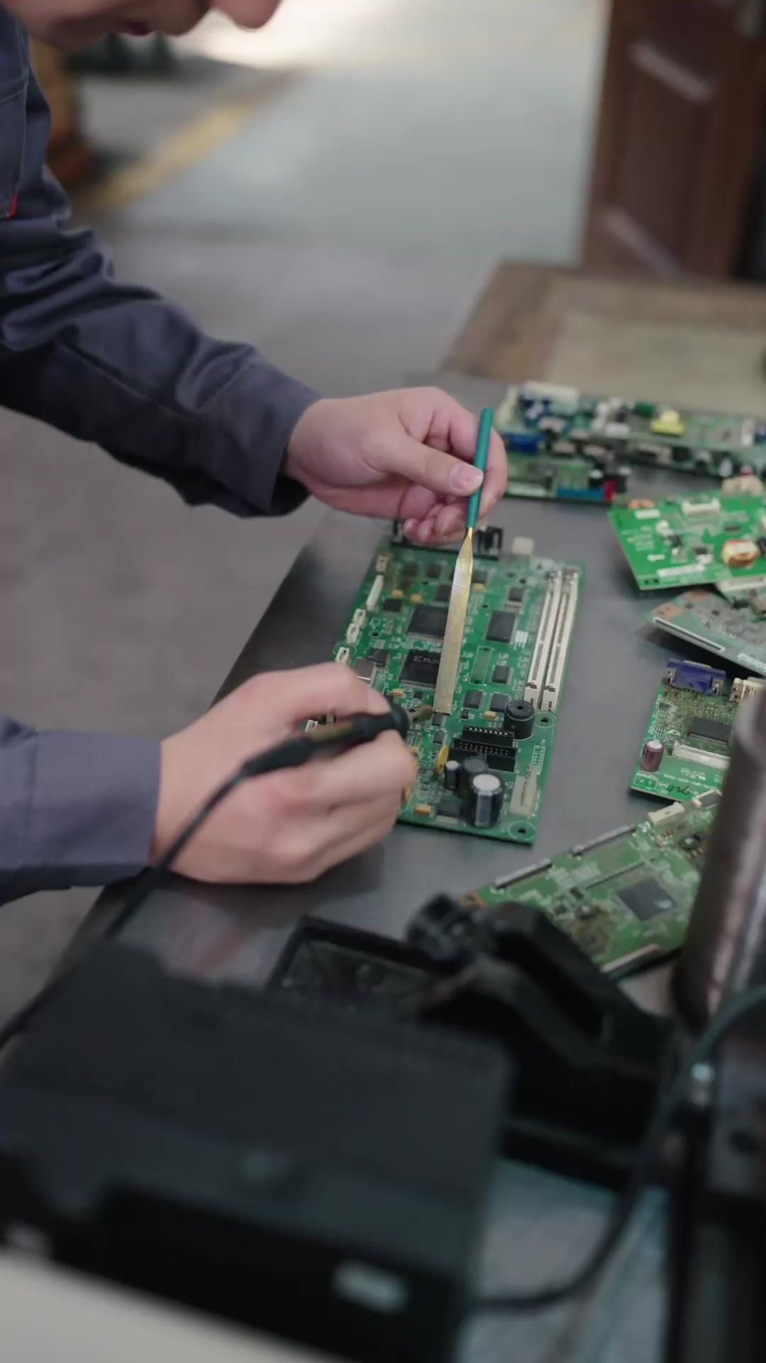 RENAISSANCE DES OMBRES