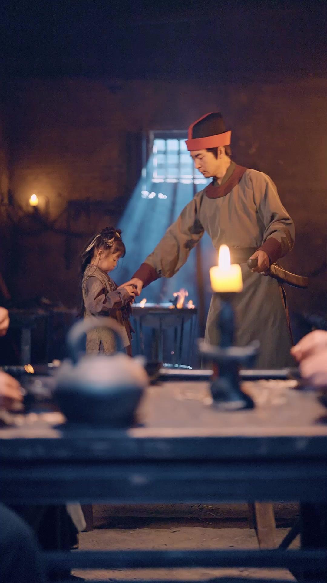 UNE FLEUR NAÎT DES PLEURS