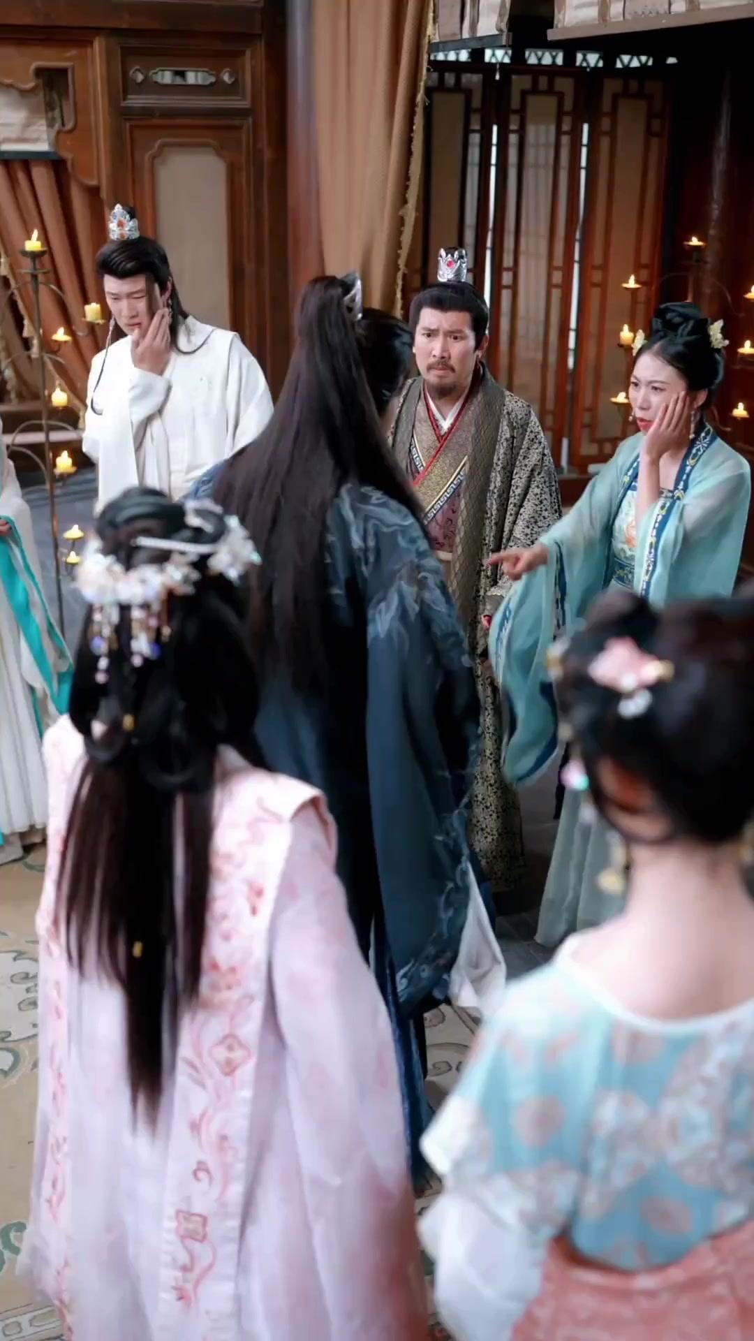 (Dubbed) Transmigrated Prodigal & Reborn Bride