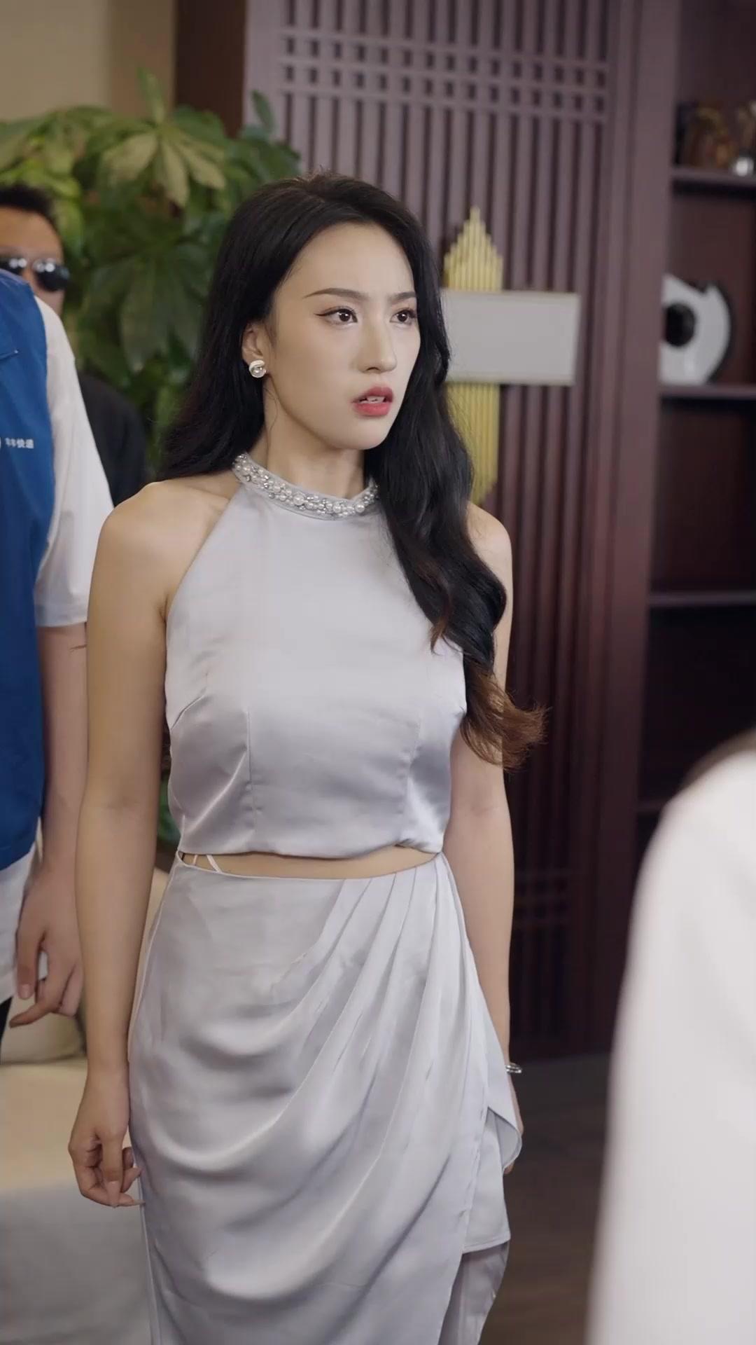 From Dumped to Billionaire Tycoon