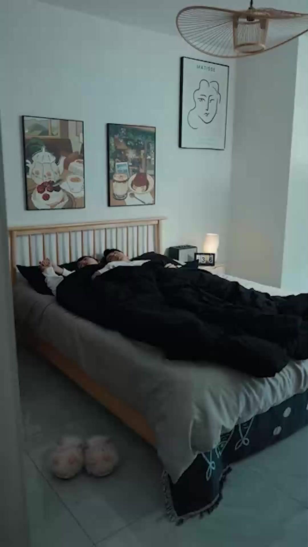 Ani Evlilik Tatlı Eş Büyük Patron