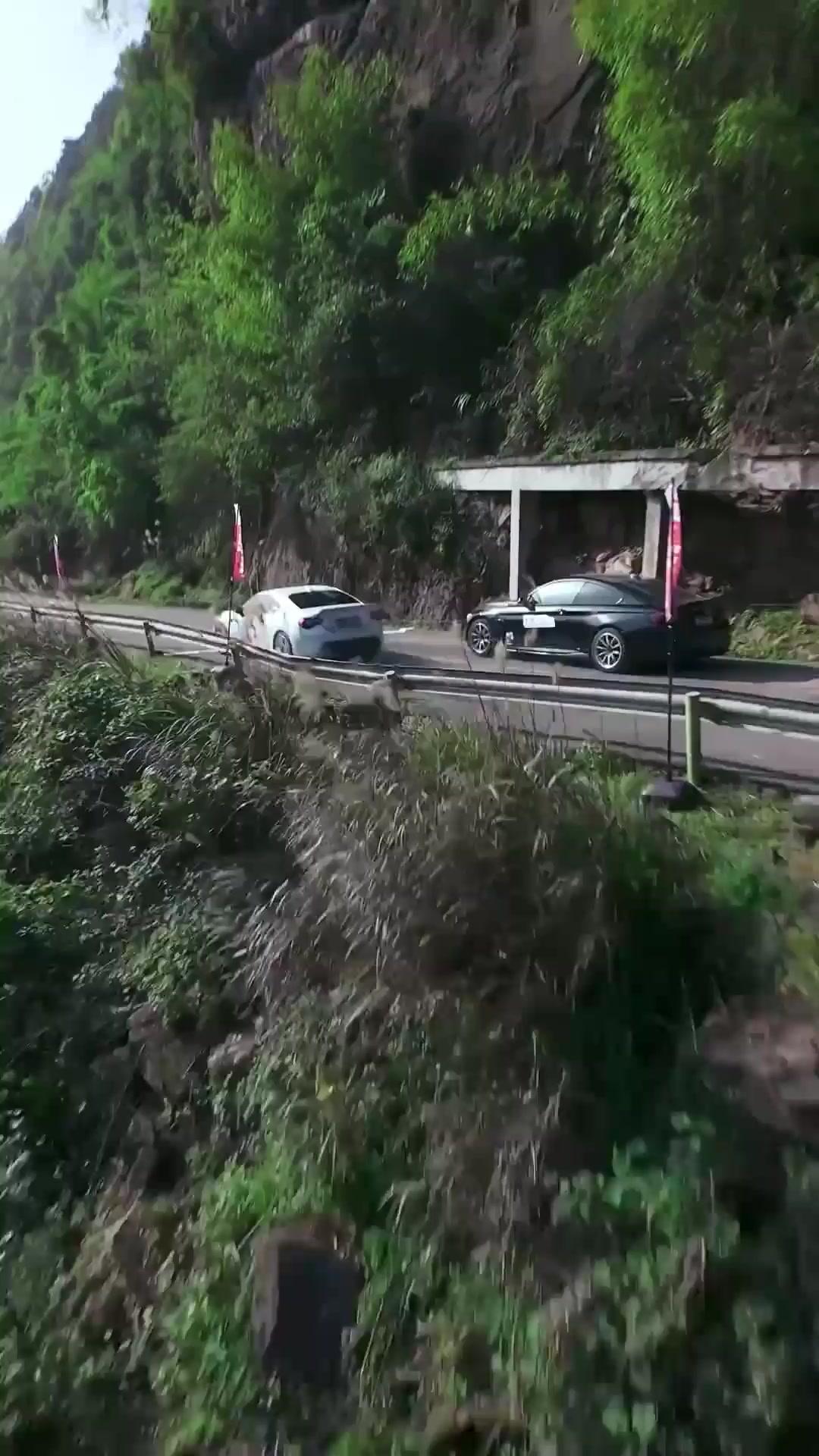 (พากย์เสียง)หัวใจนักซิ่ง