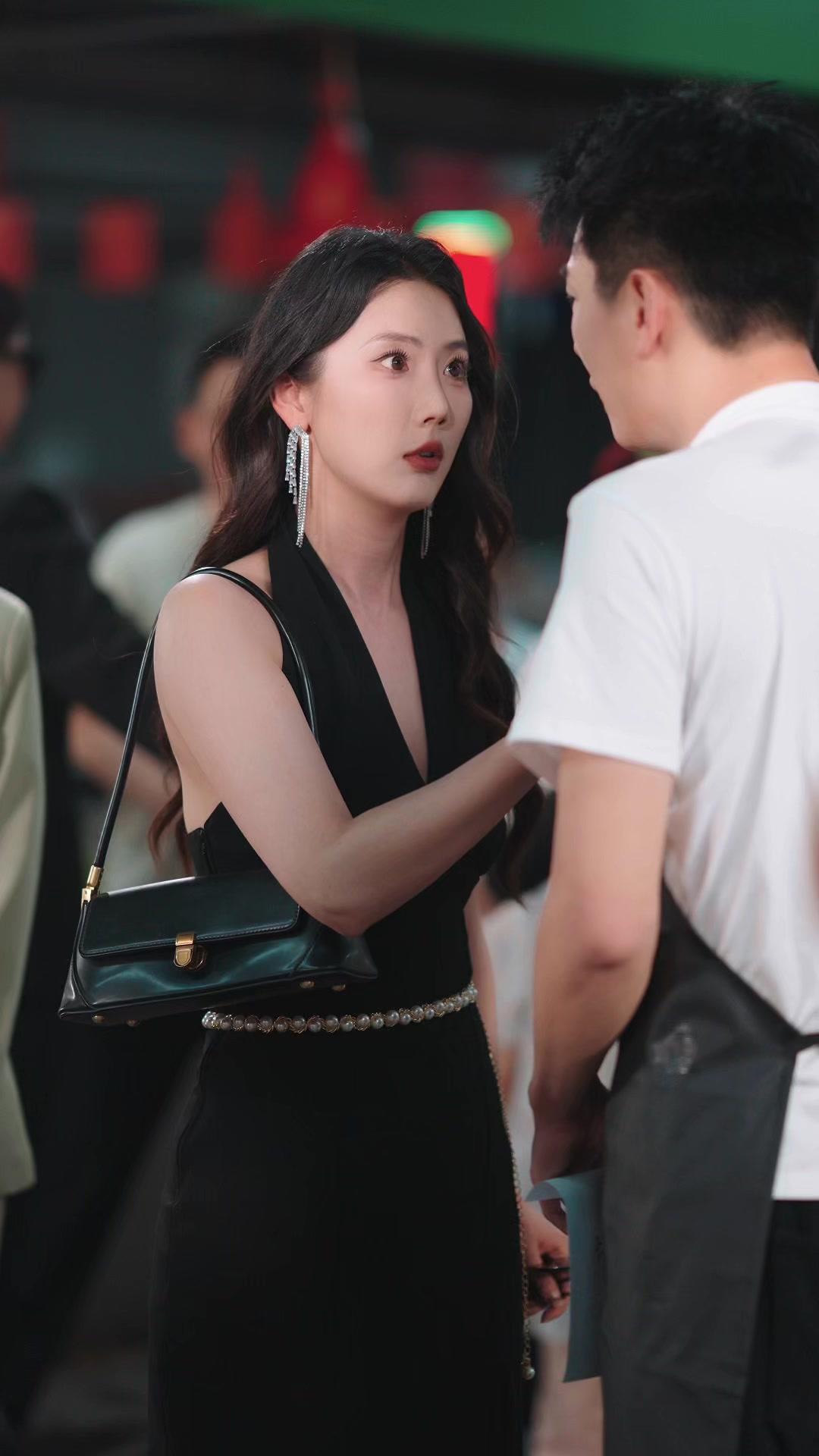 Takdir Dewa Lindungi