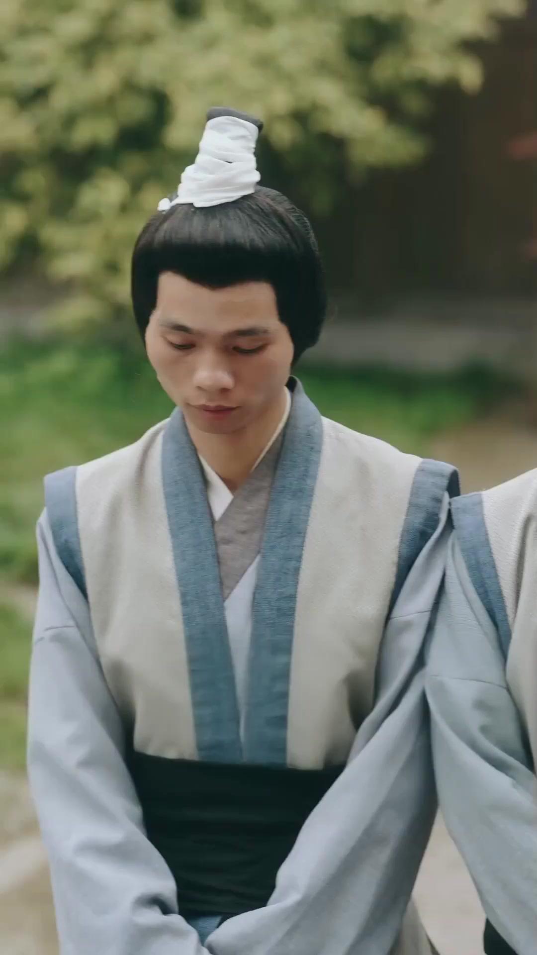 왕부에 핀 버려진 꽃