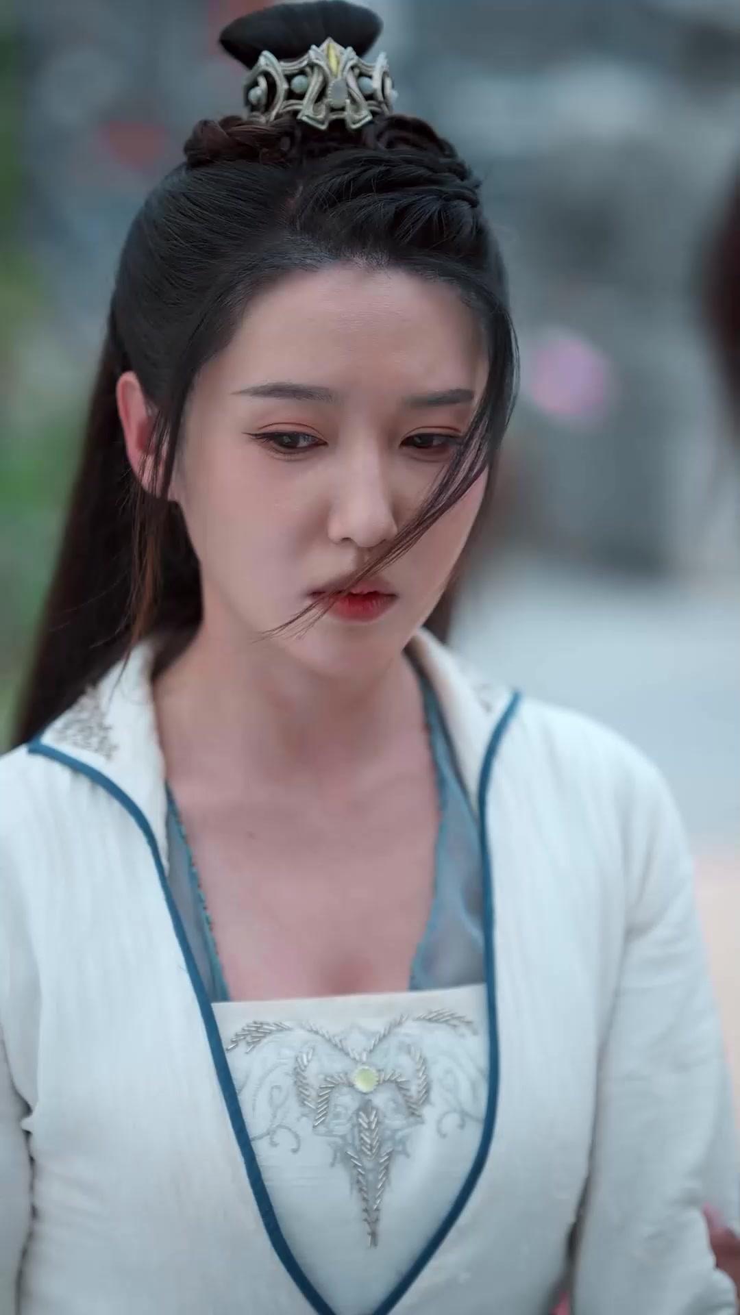 L'Ascesa dell'Inutile Marito