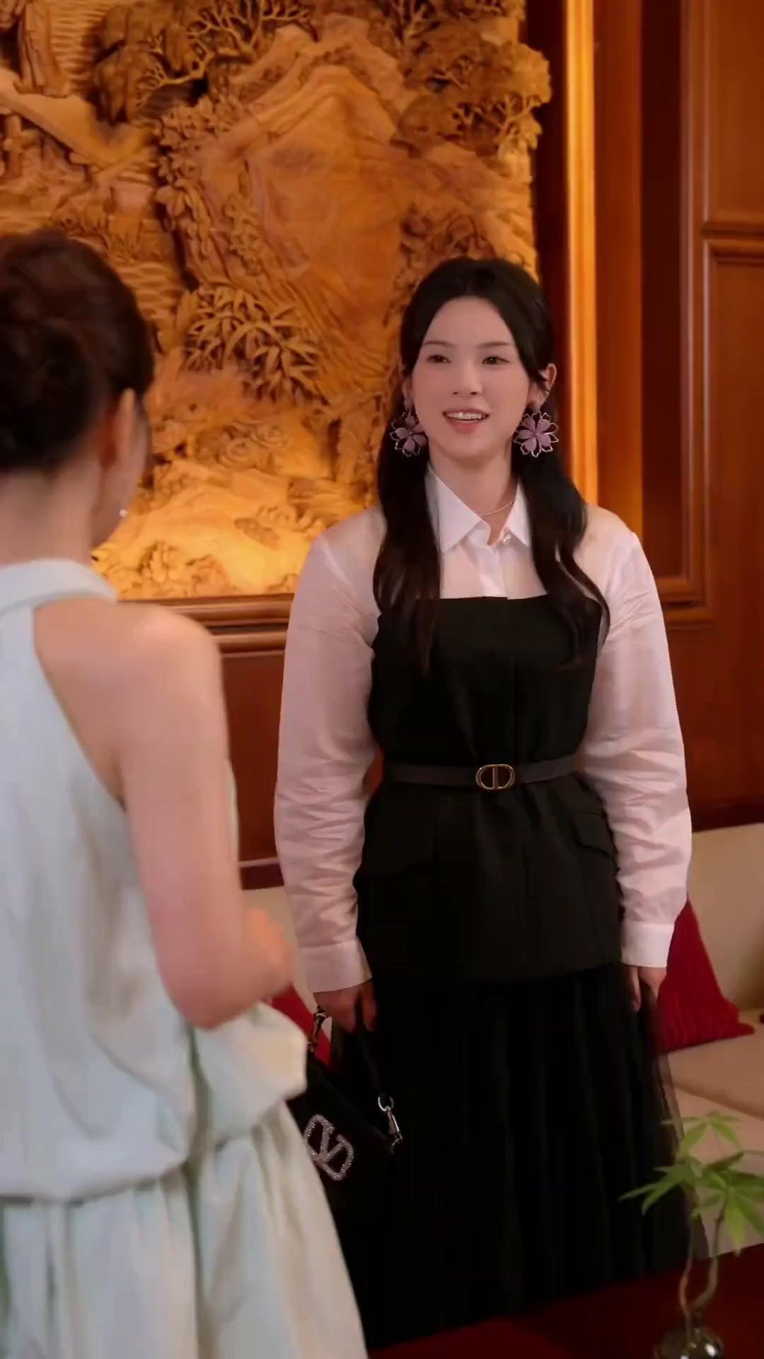 (พากย์เสียง) เริ่มจากพันธะ จบที่พ่ายใจ